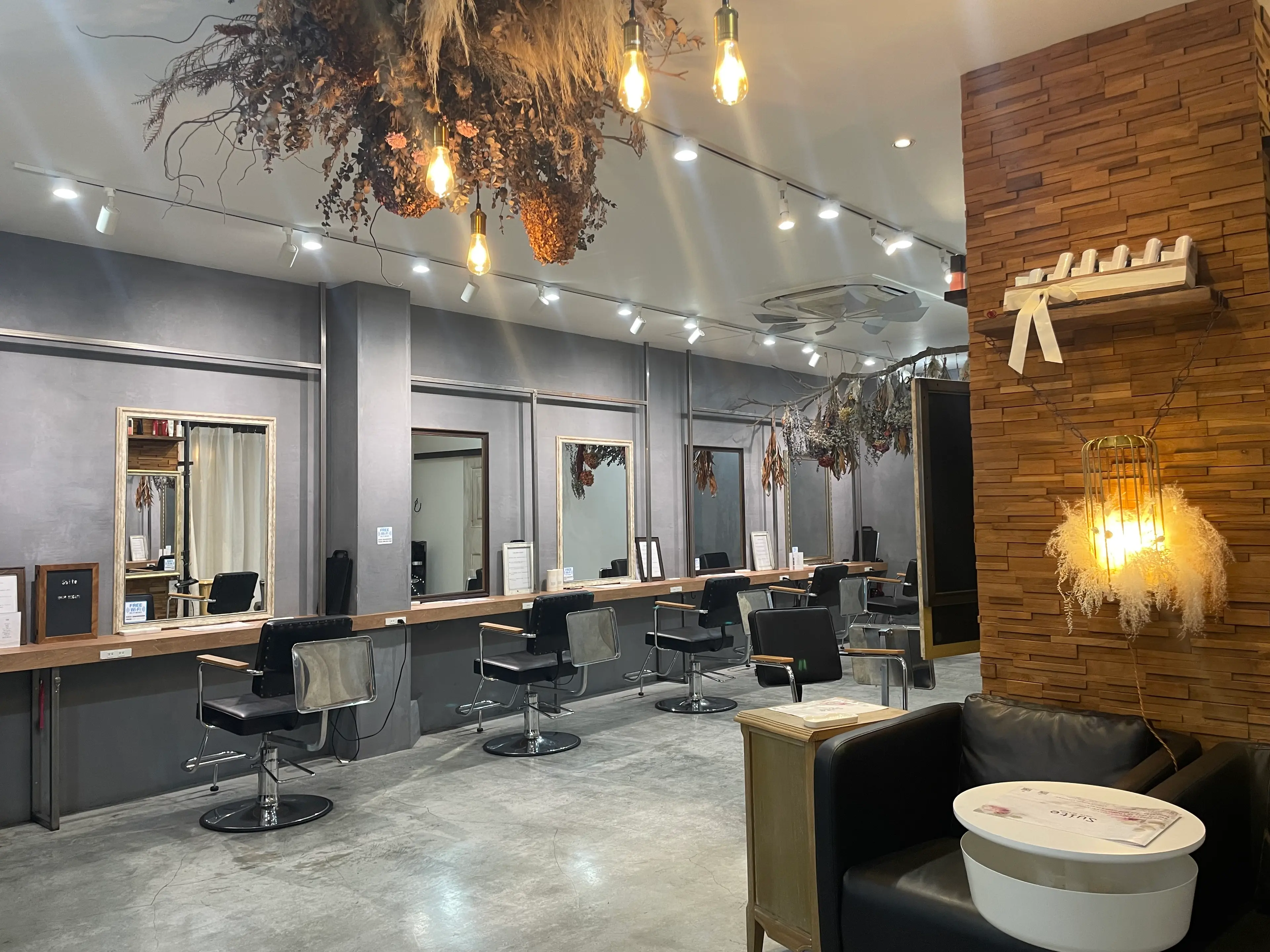 スイートヘアデザインの内観・外観2