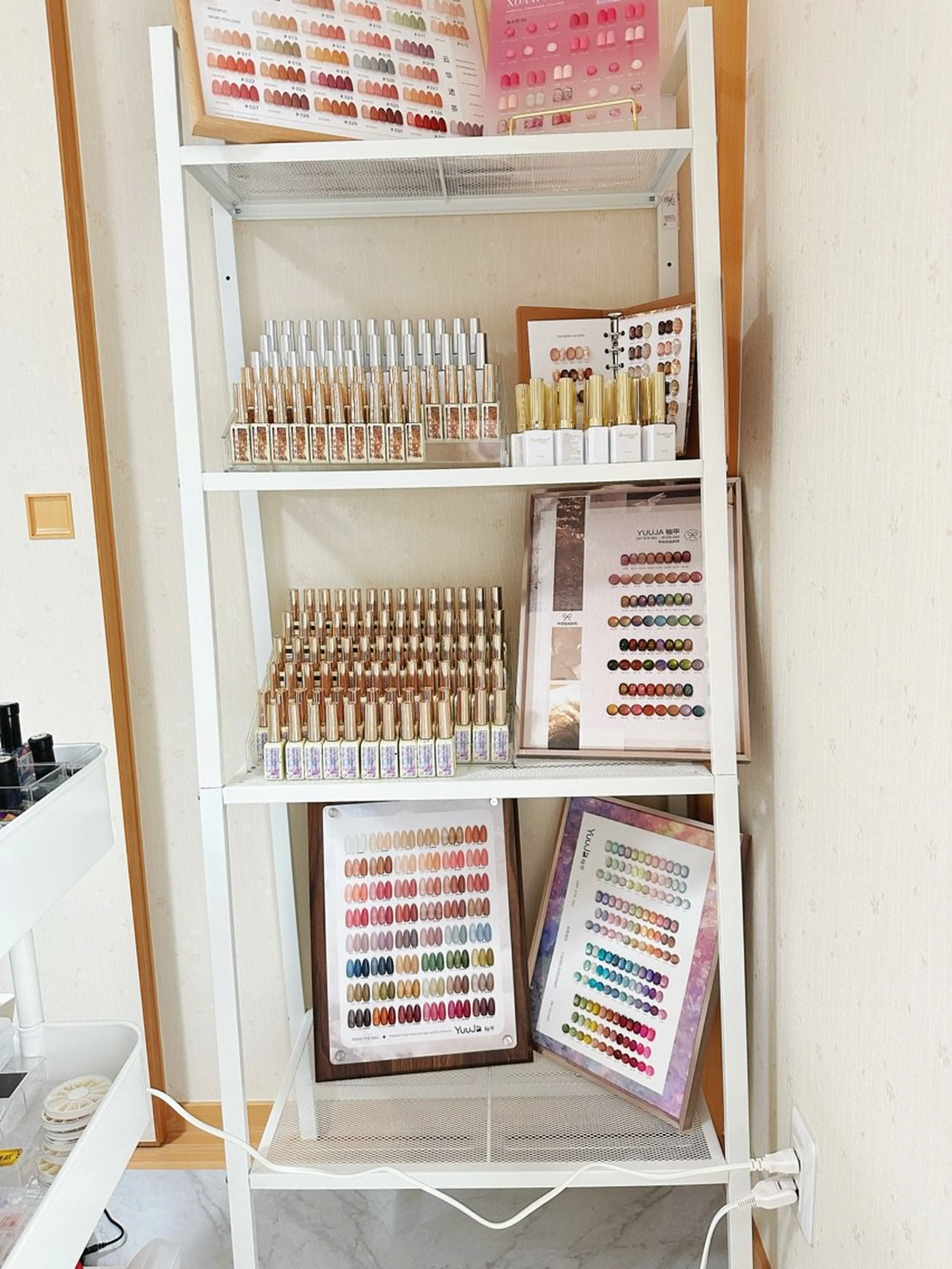 Moonnailの内観・外観3