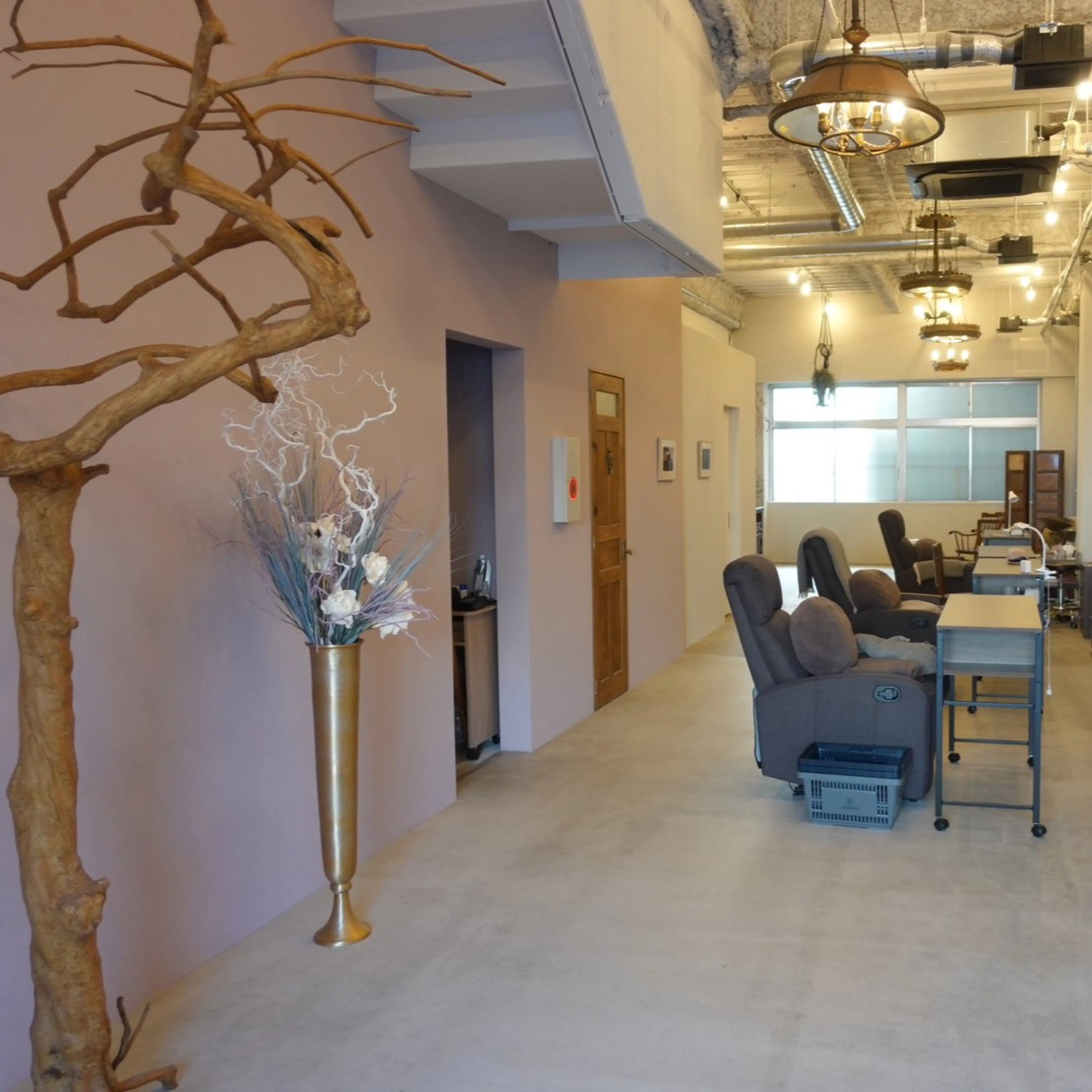 neuf nail  【ヌフ】の内観・外観1