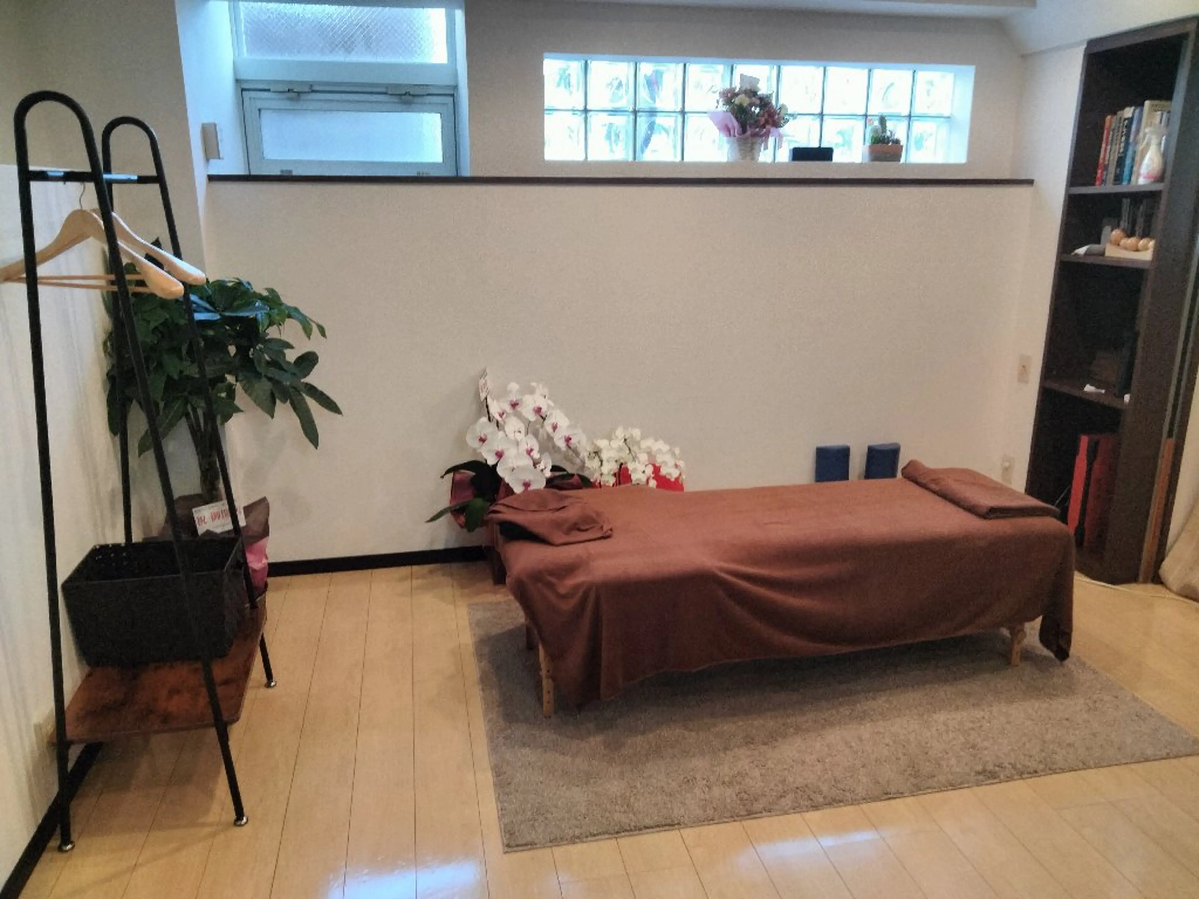 腰痛特化型整体　腰Laboの内観・外観2