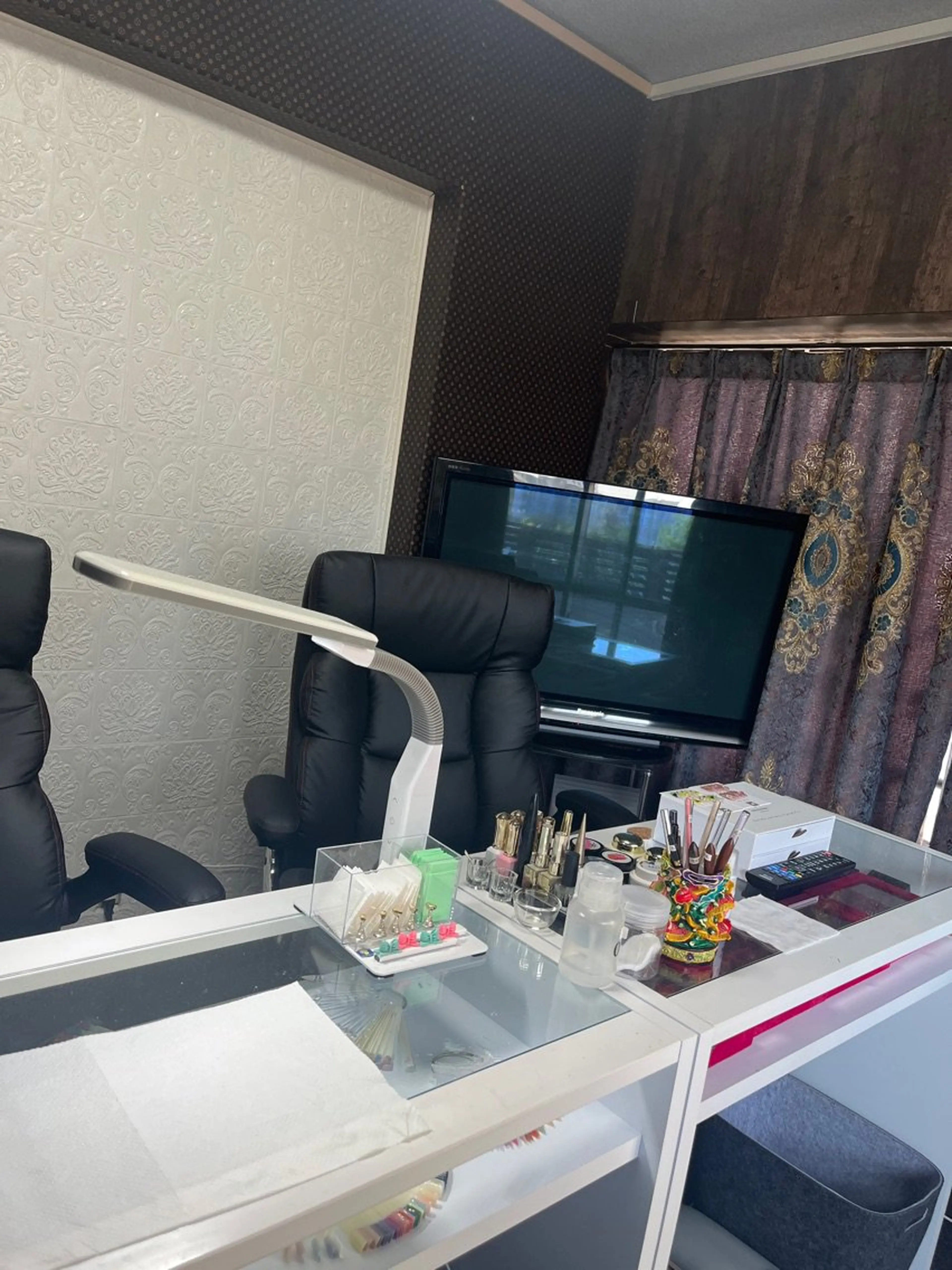 ネイル&エステサロン飛鳥[ASUKA]の内観・外観3