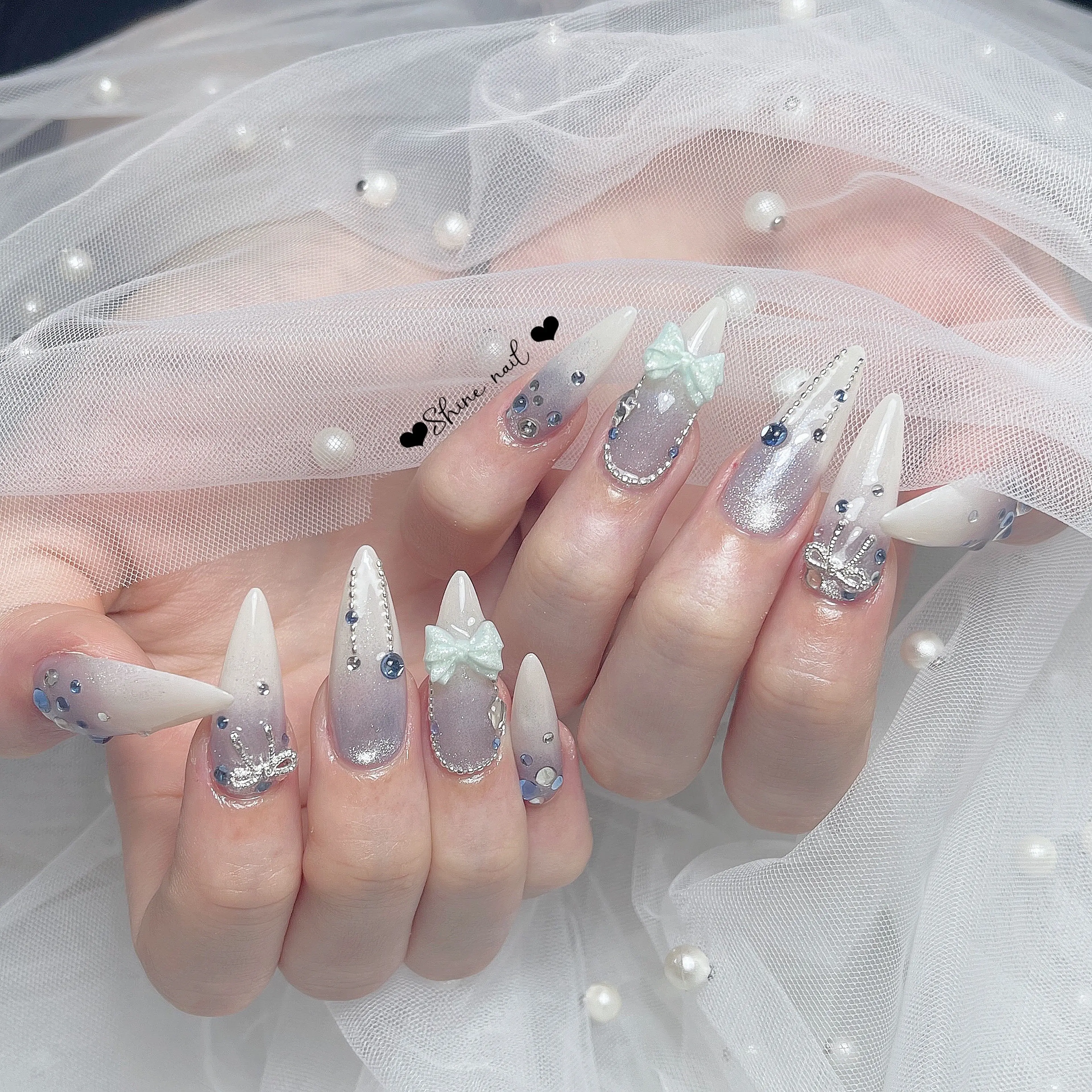 ～Shine Nail〜【サイナネイル】パラジェル/長さだし/持ち込み／ワンホン／フィルインの内観・外観2