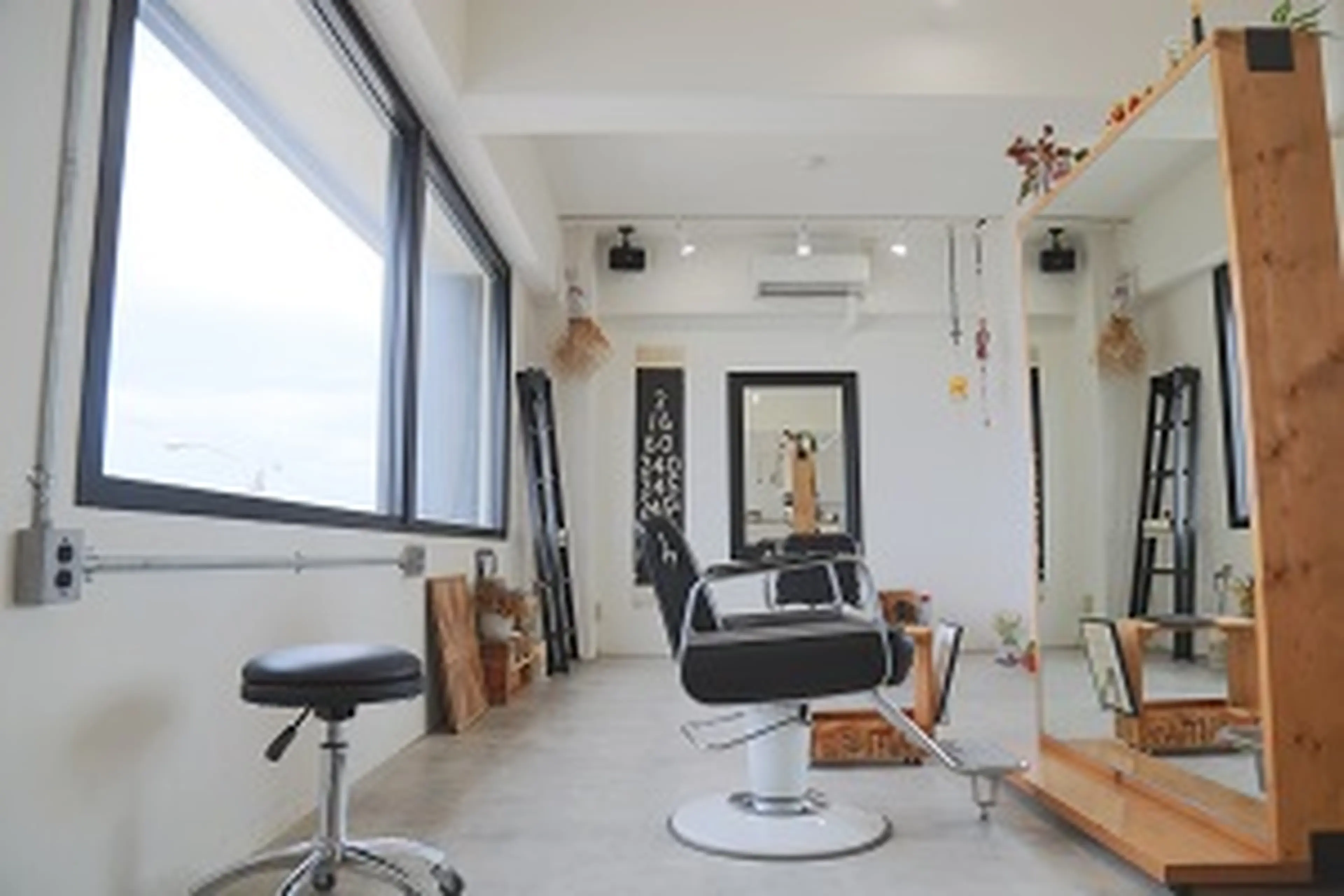 BATON.の内観・外観1