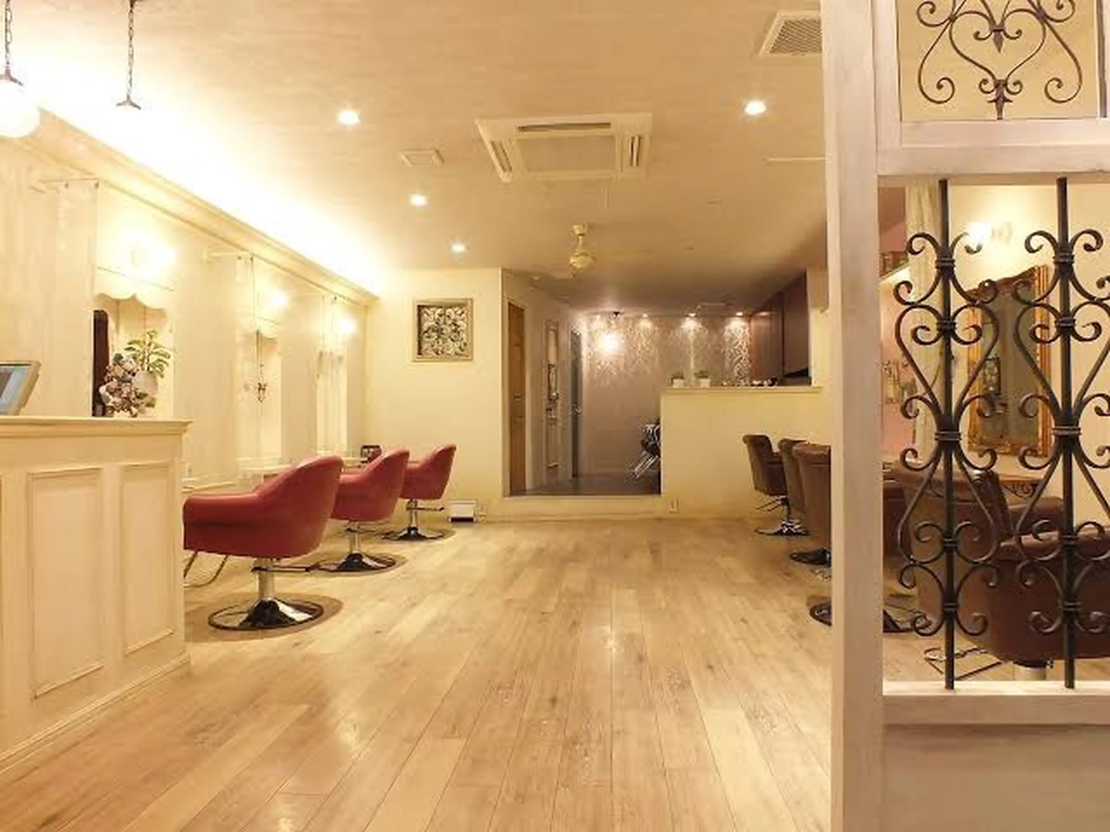 Plaatjeの内観・外観2