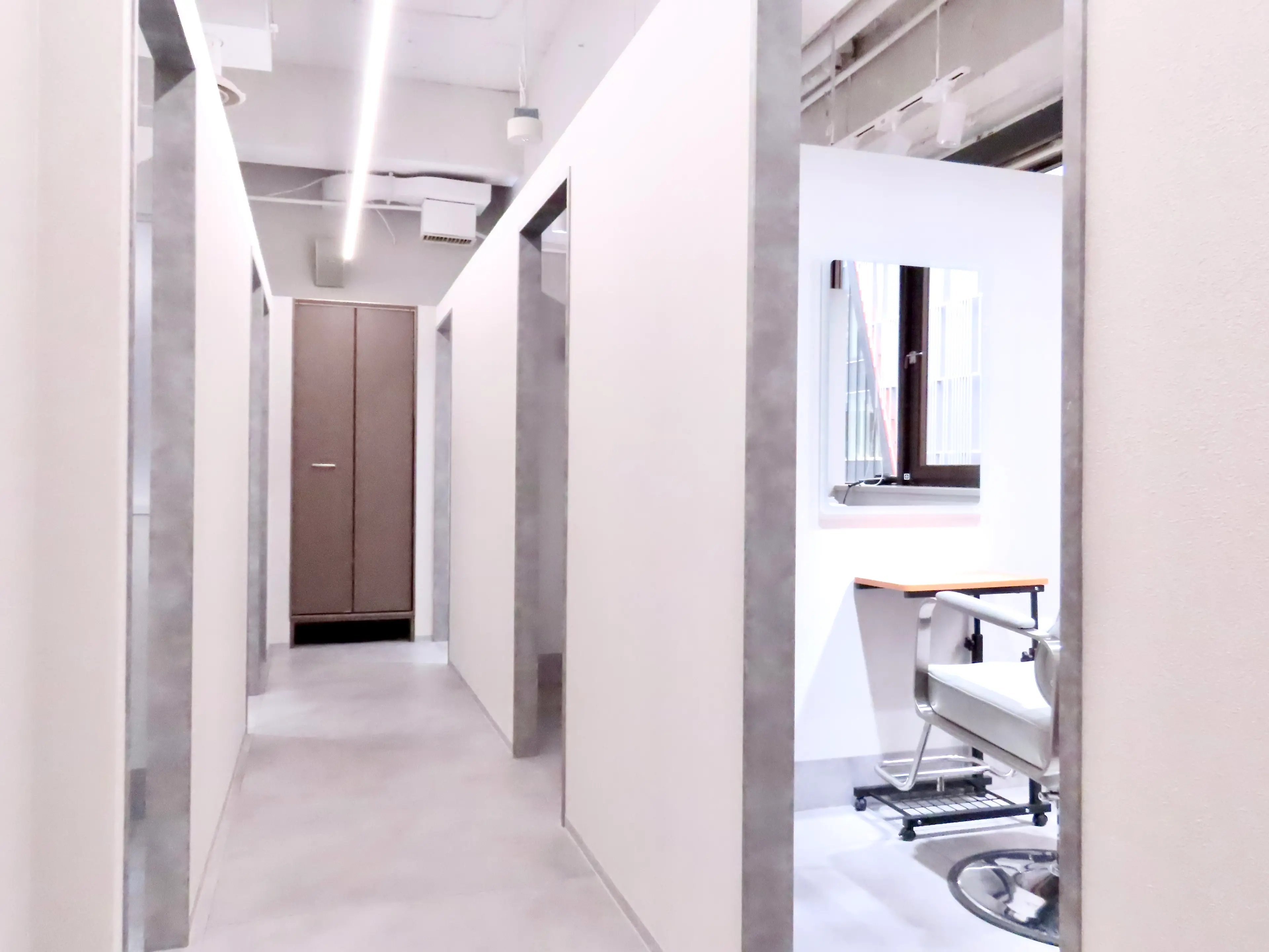 髪質改善 個室サロン Atras.salon (アトラス)札幌大通り 美容室の内観・外観1