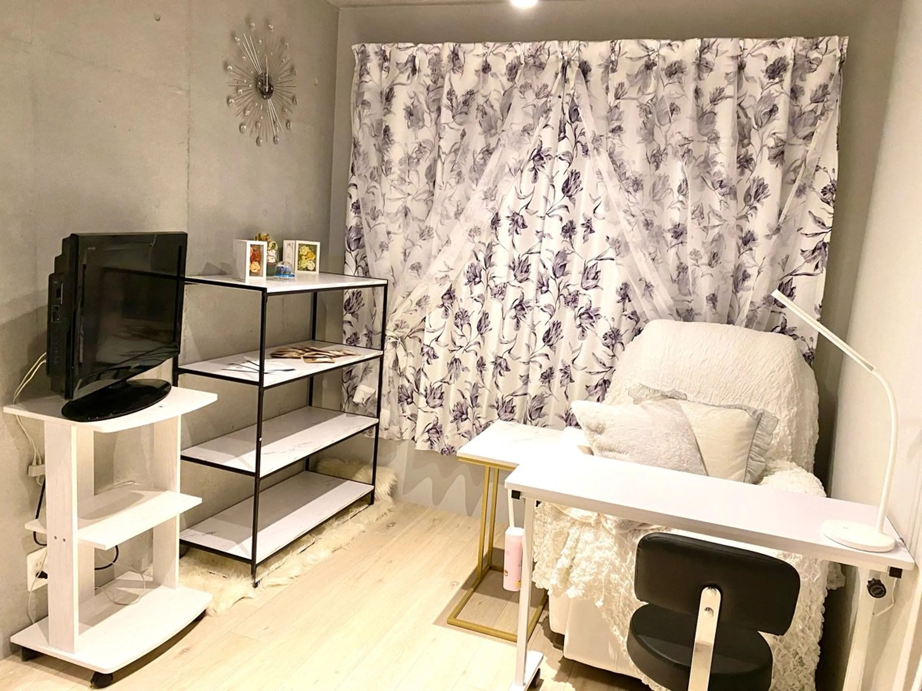 nail salon Lienの内観・外観2