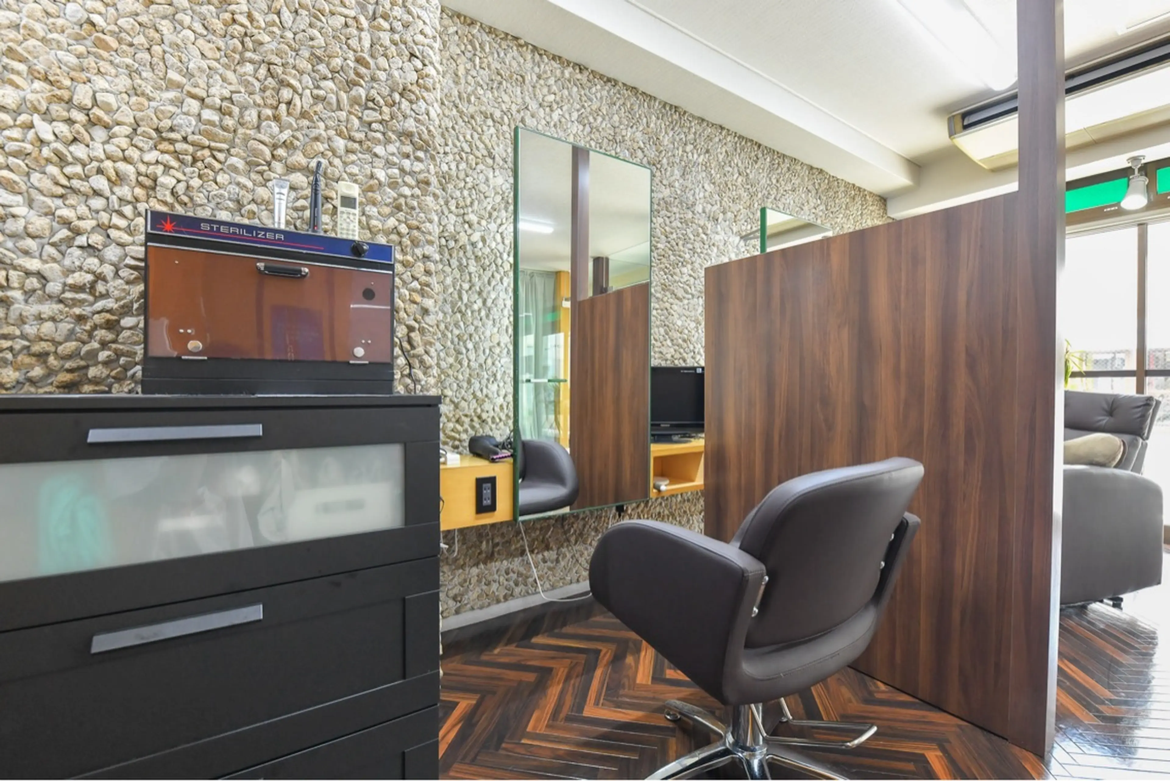 ヘアースタジオ　フレンドの内観・外観3