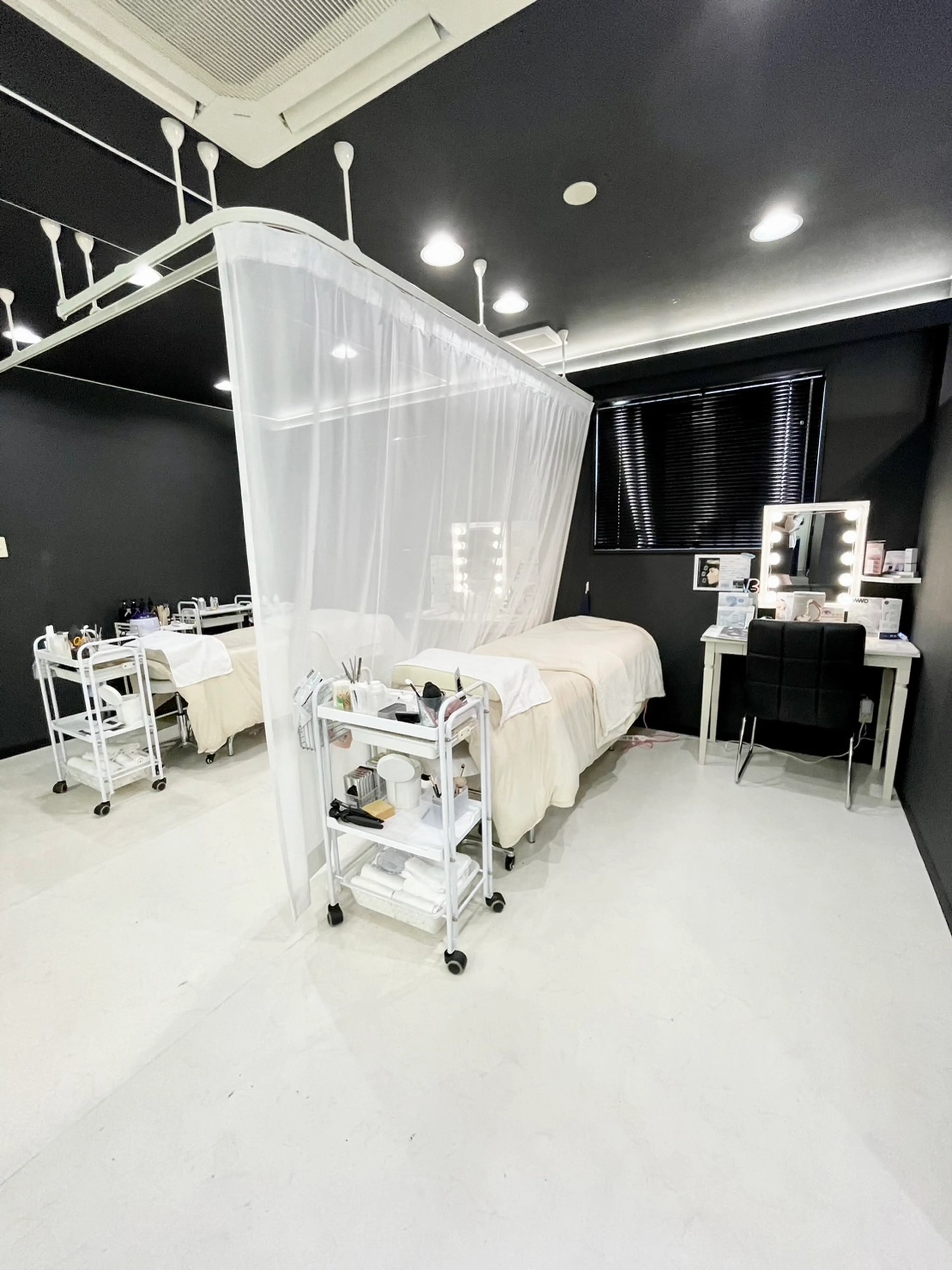 アイサロンラソ石井店の内観・外観2