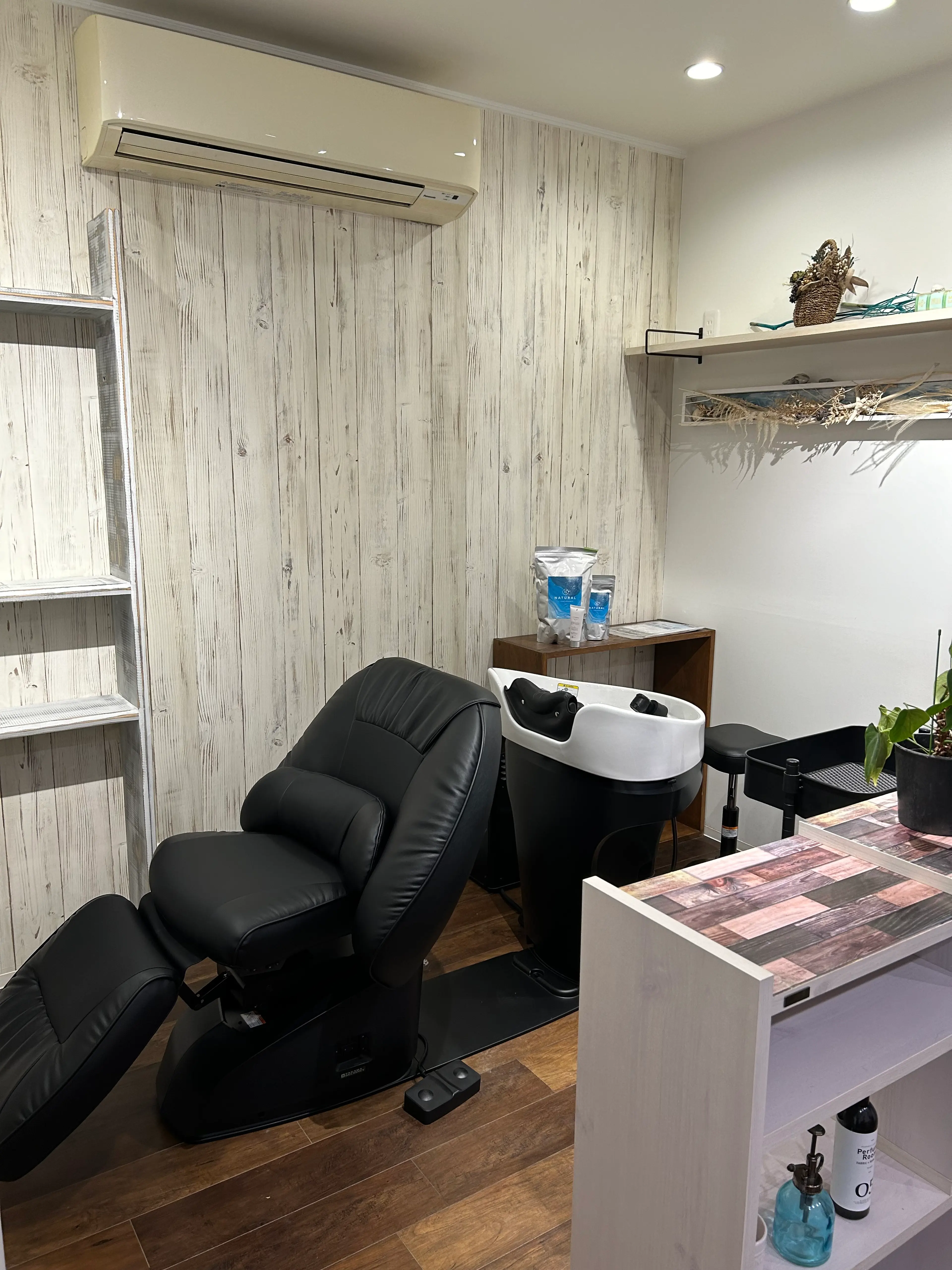 Men's Hair Frestaの内観・外観3