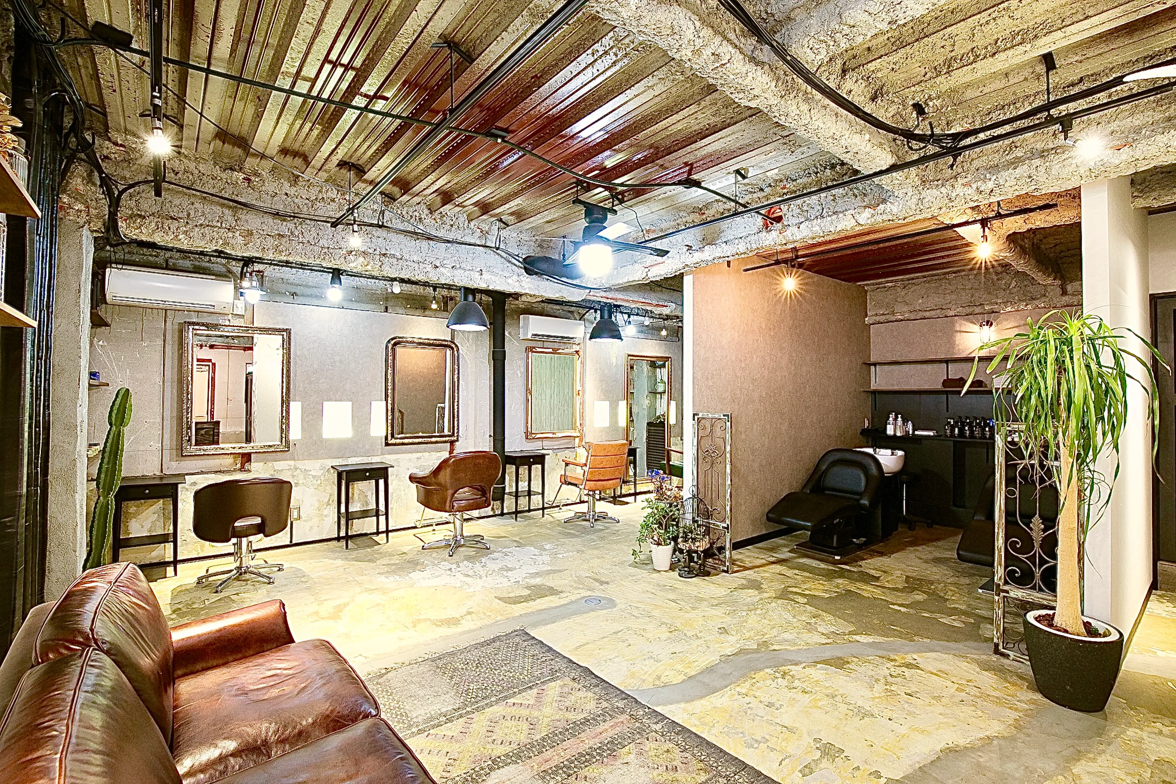 LOAWeの内観・外観1