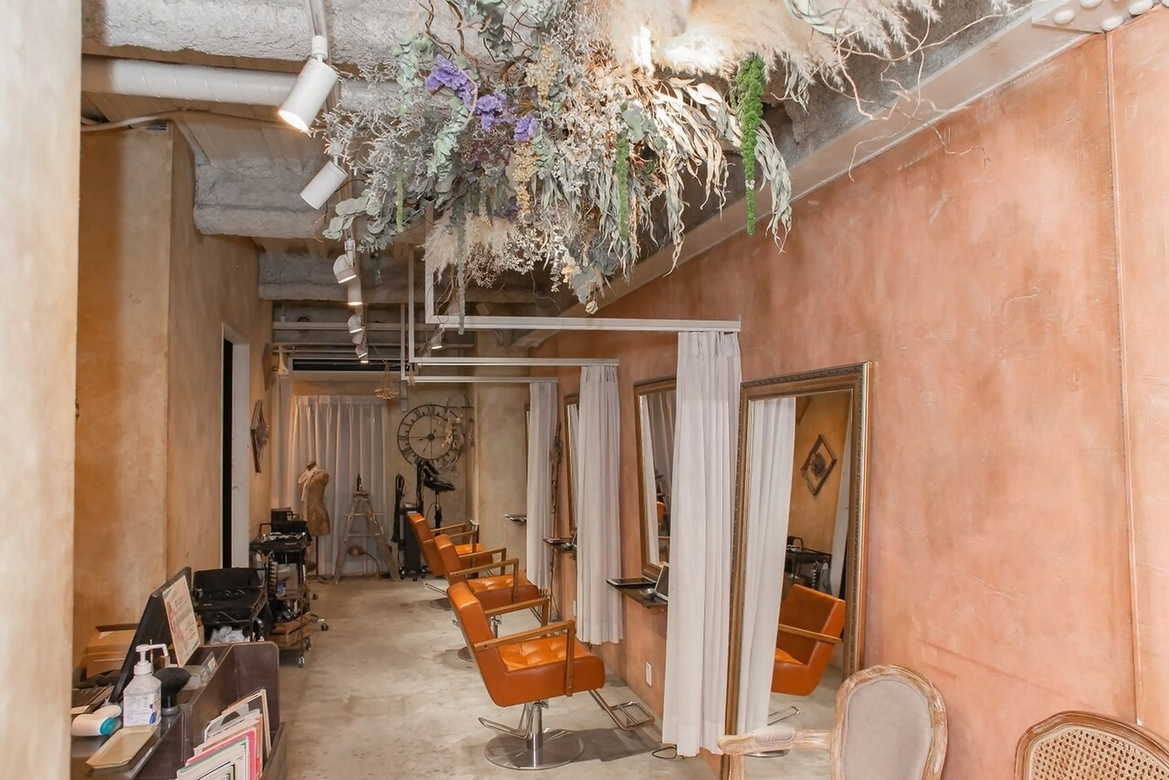 UniQの内観・外観2