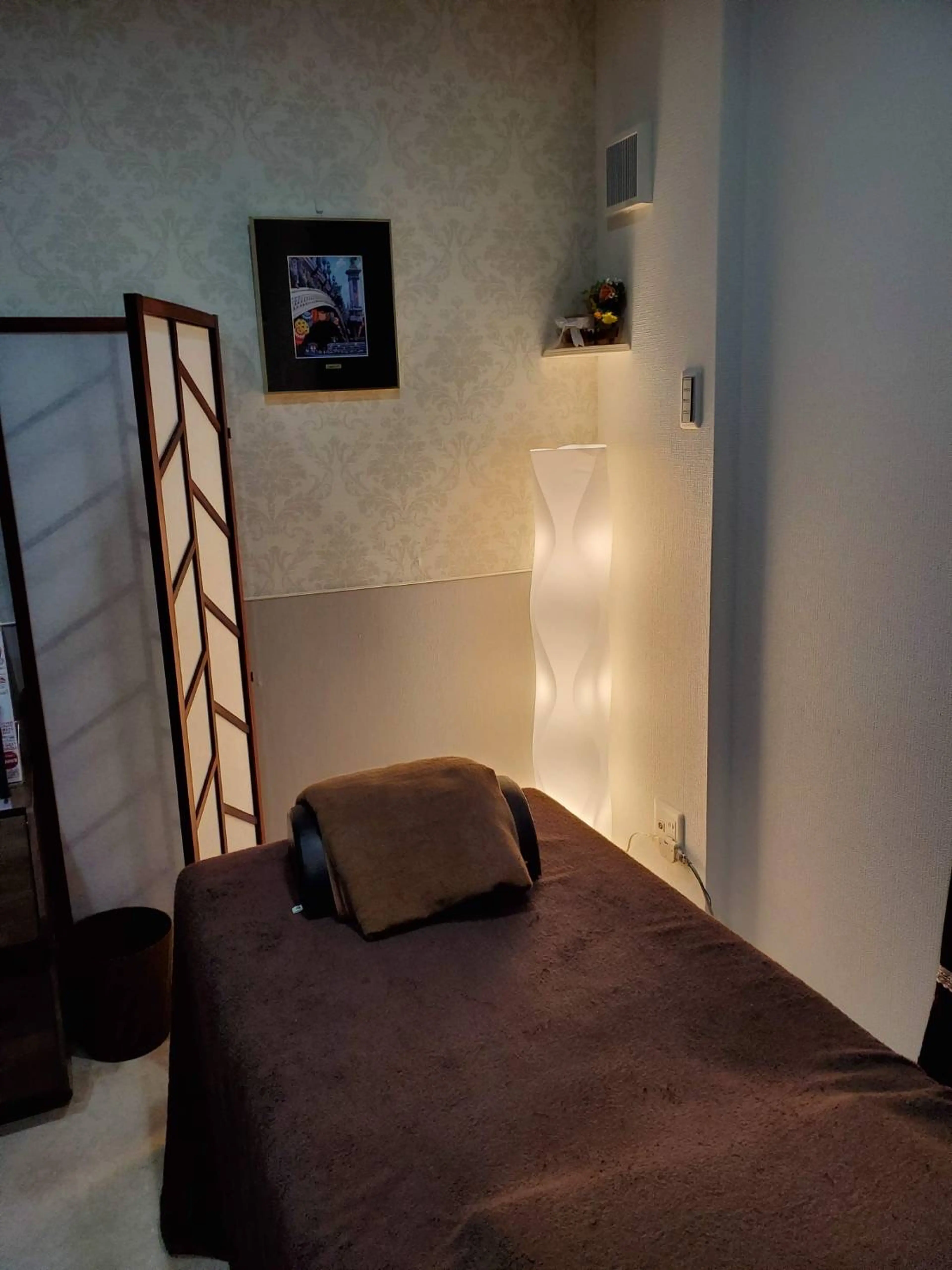 セントラル鍼灸院Re:laxyの内観・外観3