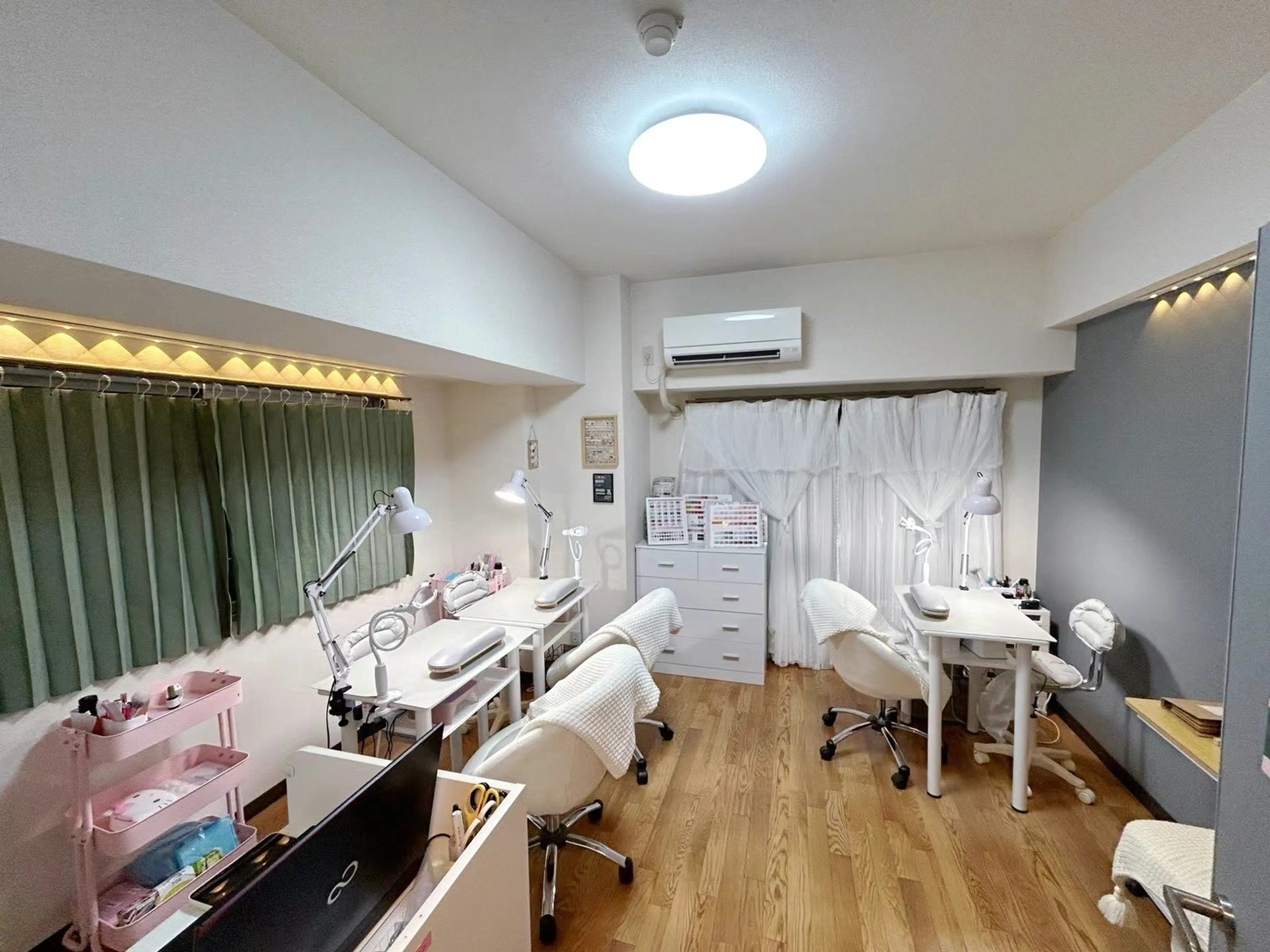 MUSES NAIL SALONの内観・外観1