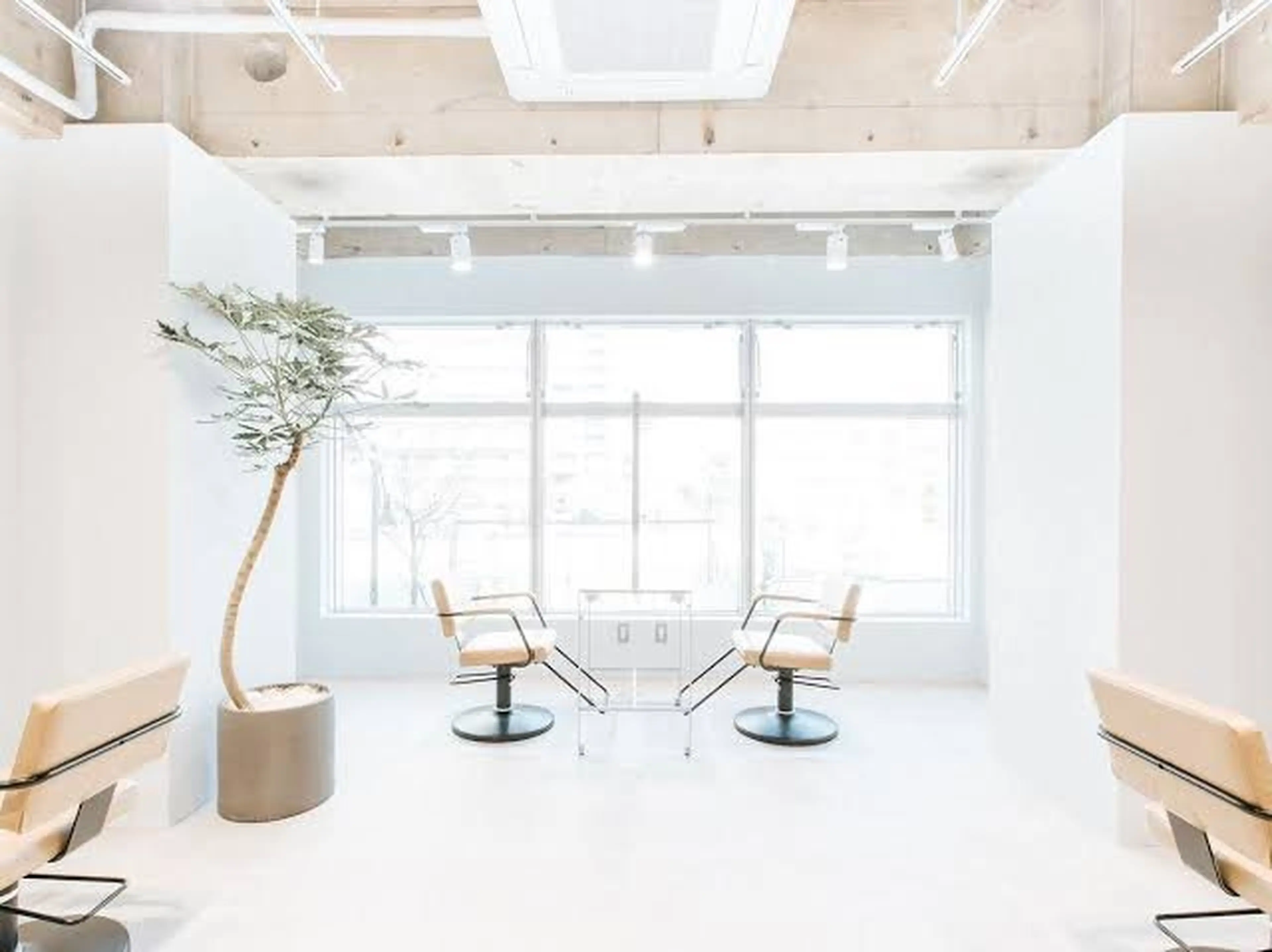 FILMS 田町芝浦店の内観・外観2