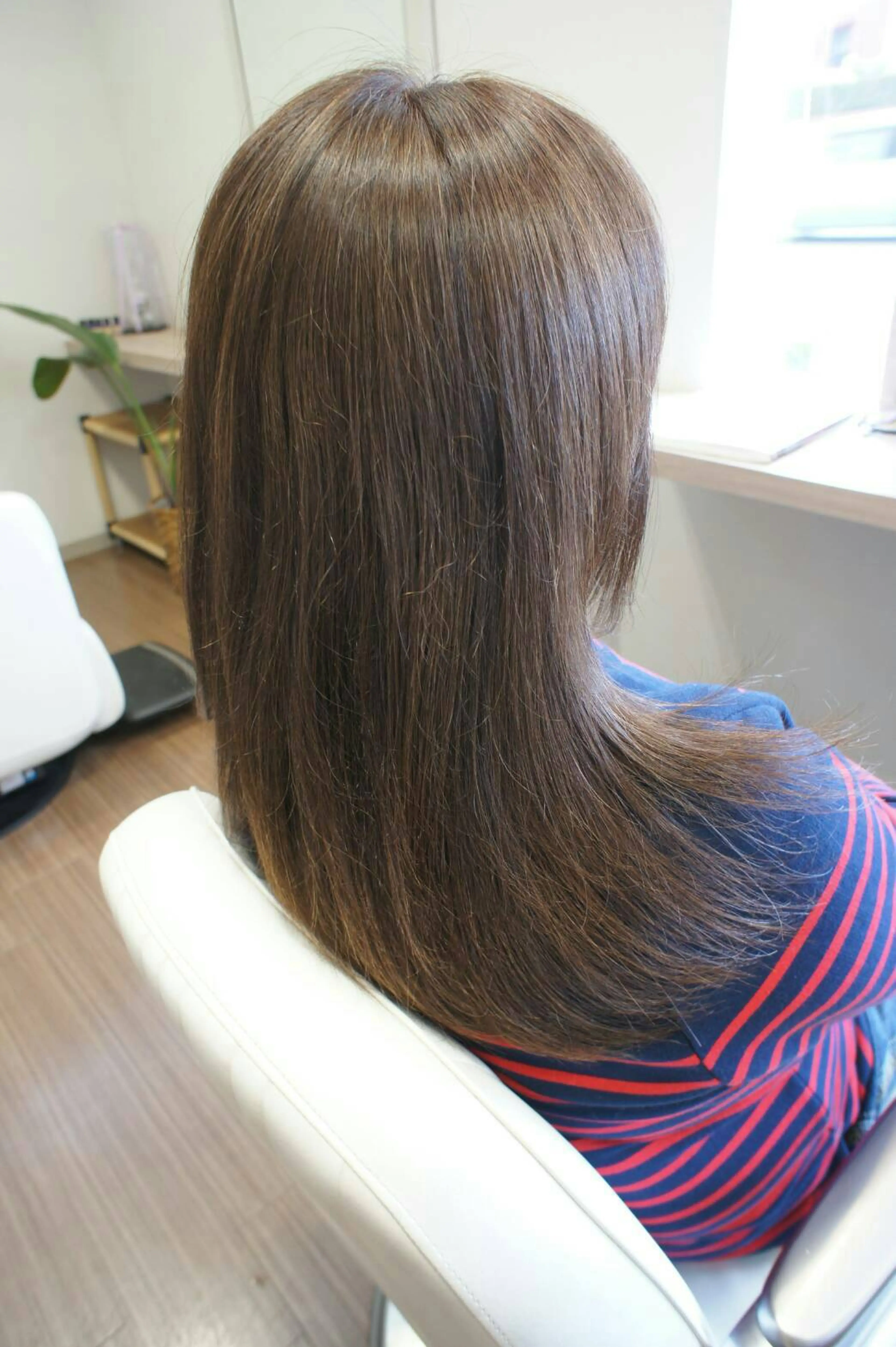 美容室スクラッチの内観・外観1