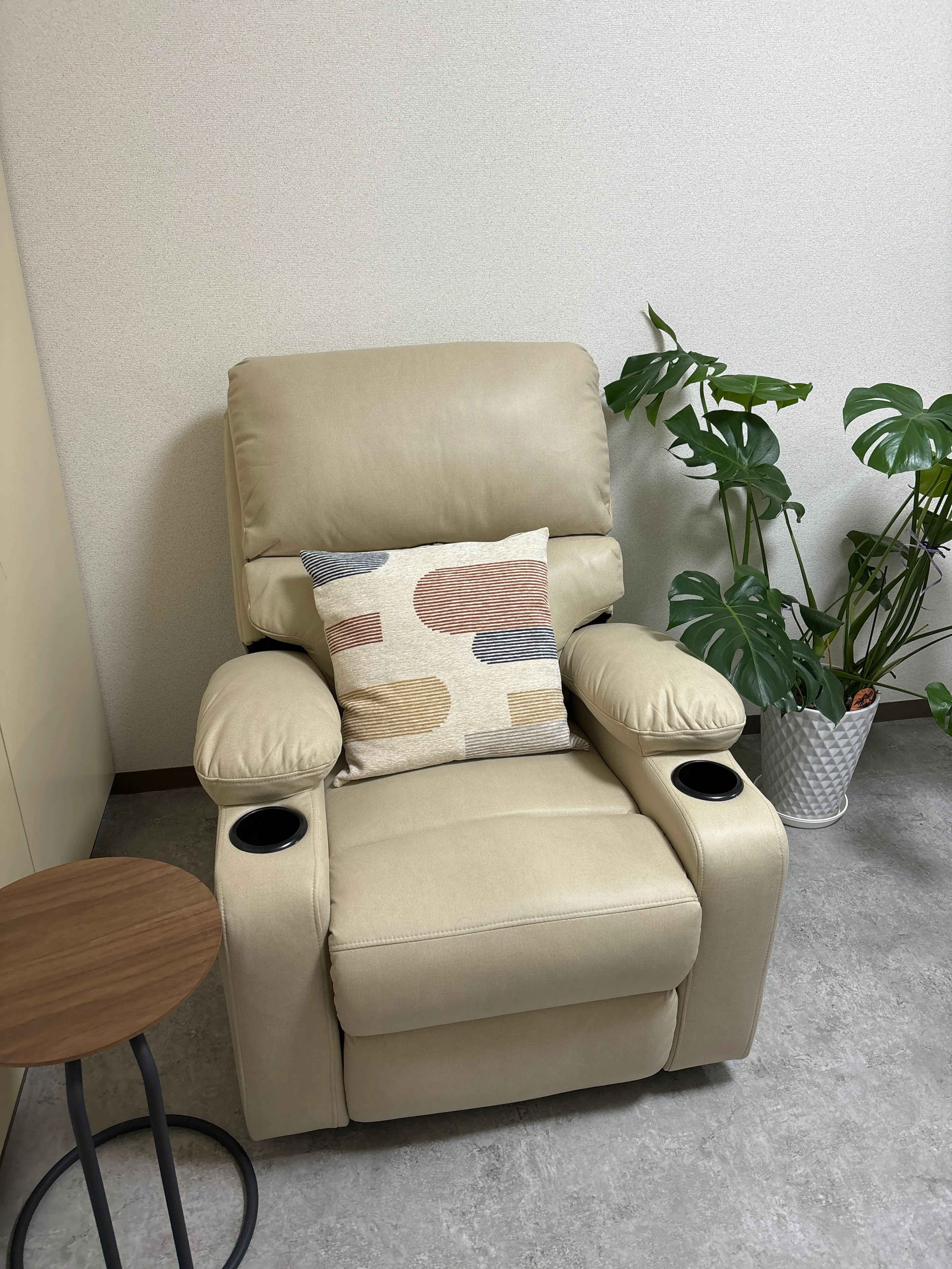 nail salon Howdyの内観・外観2