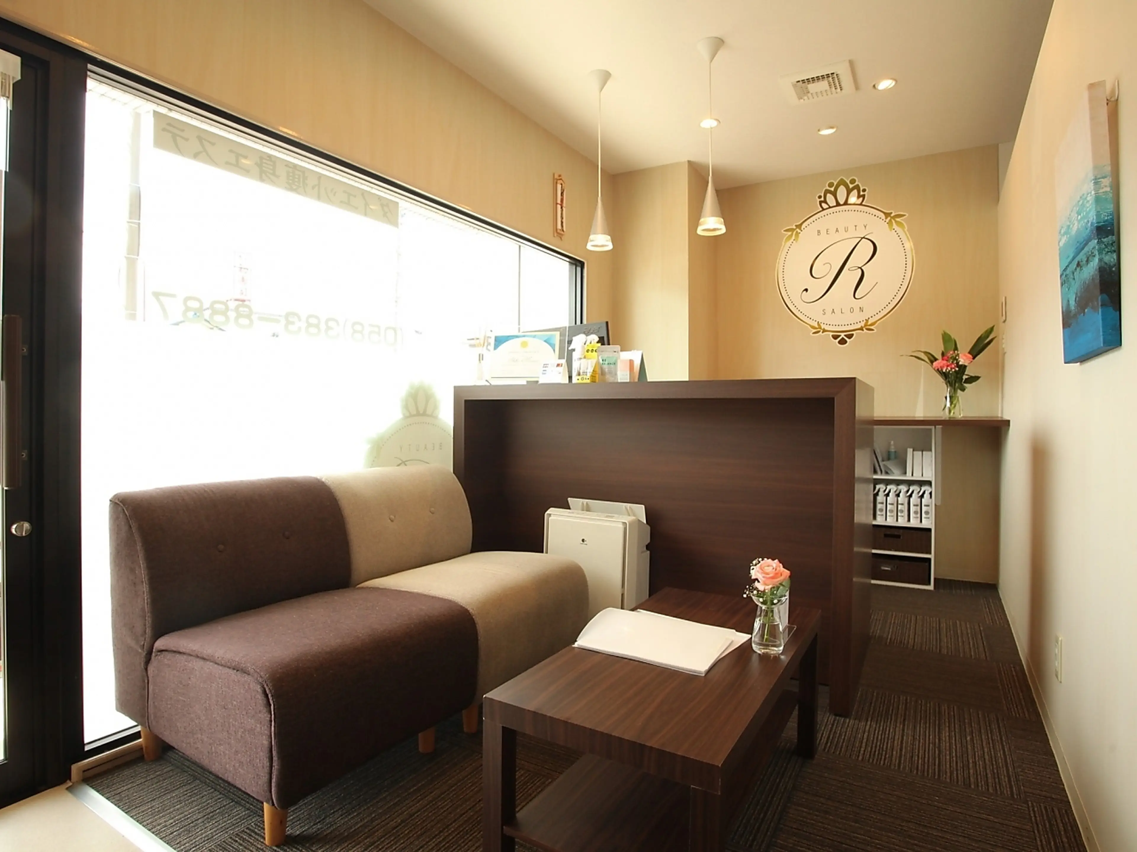 Beautysalon　REFLET～ルフレ～の内観・外観2