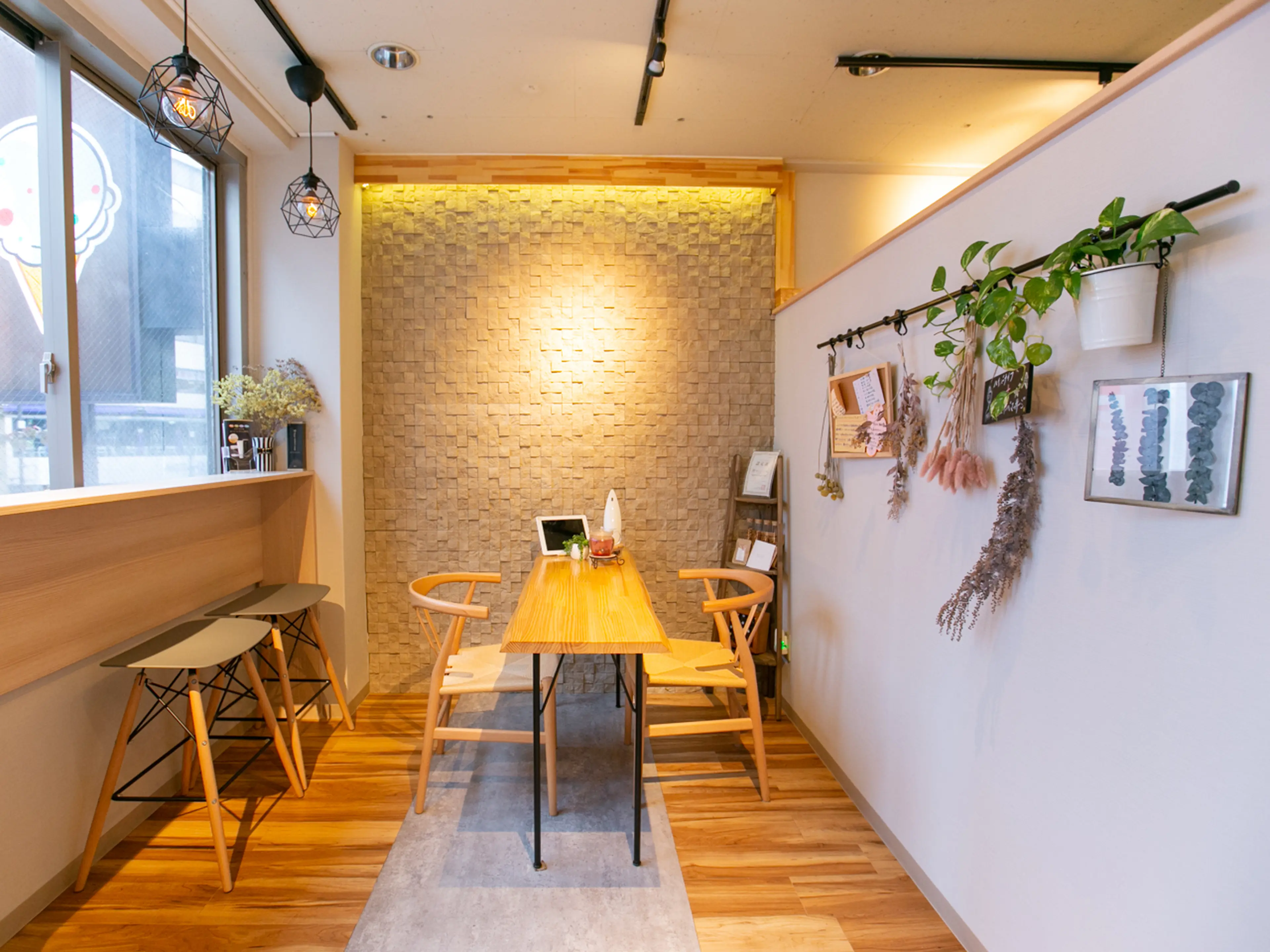 ハイパーナイフEX痩身&小顔コルギKOKOCHIの内観・外観2