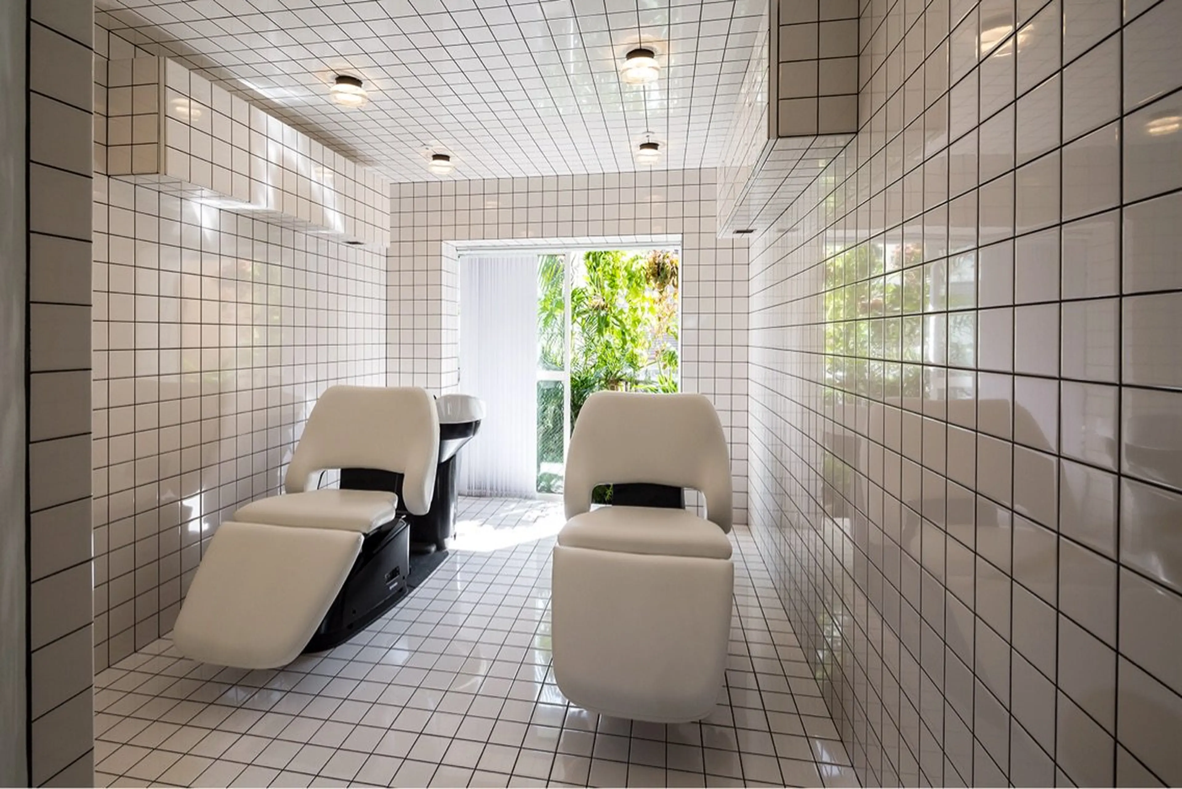 毛髪花学研究所の内観・外観2