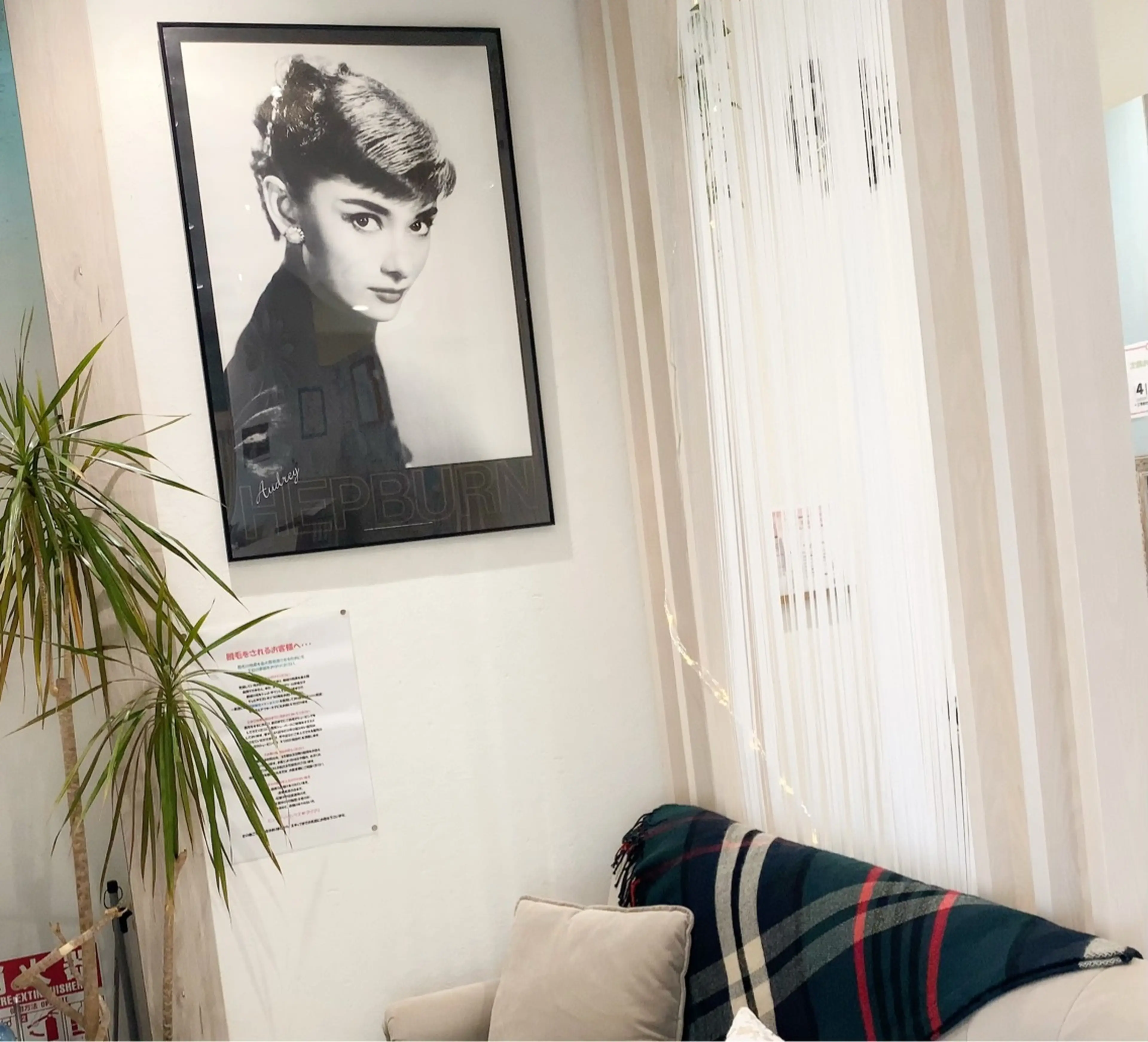 まつ毛エステ脱毛サロン　マリマリの内観・外観1