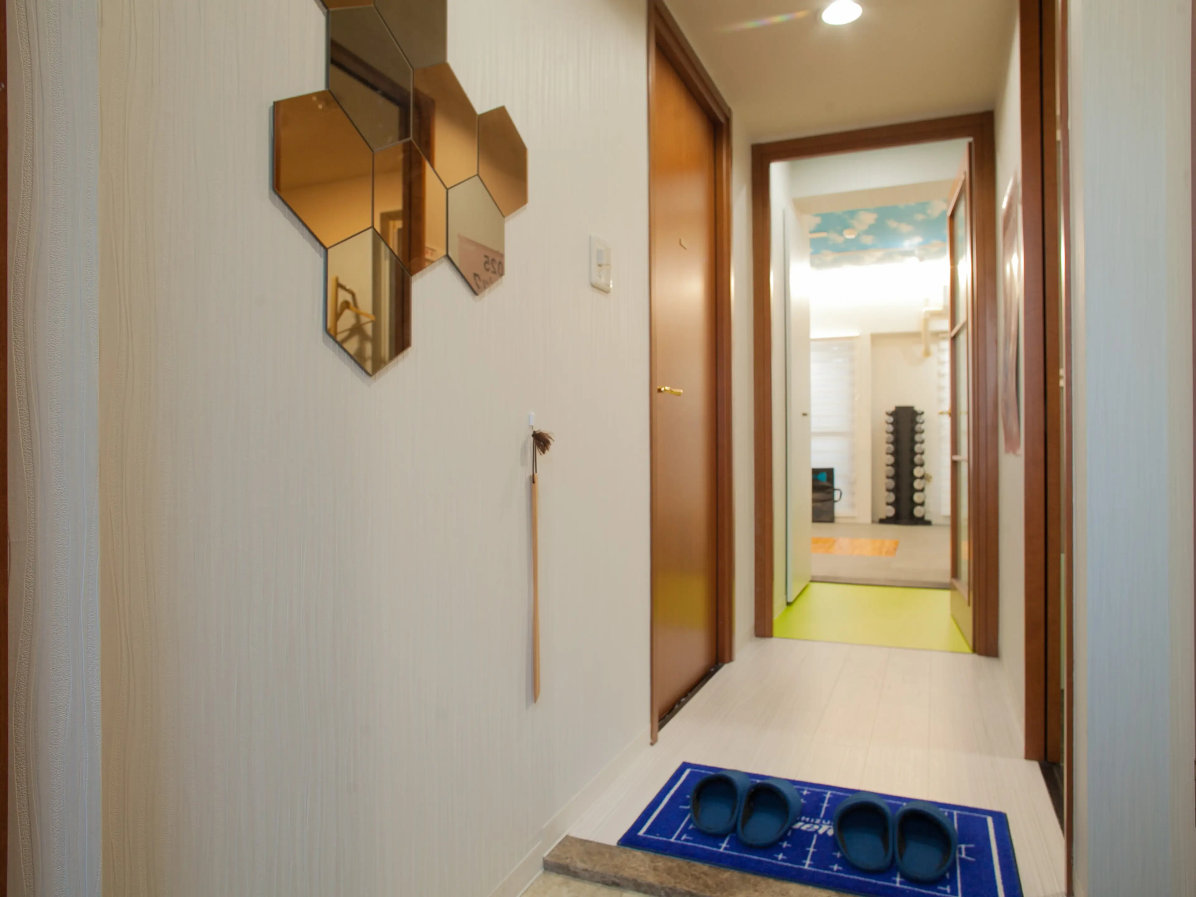 メンズWAXサロン　TINYの内観・外観1