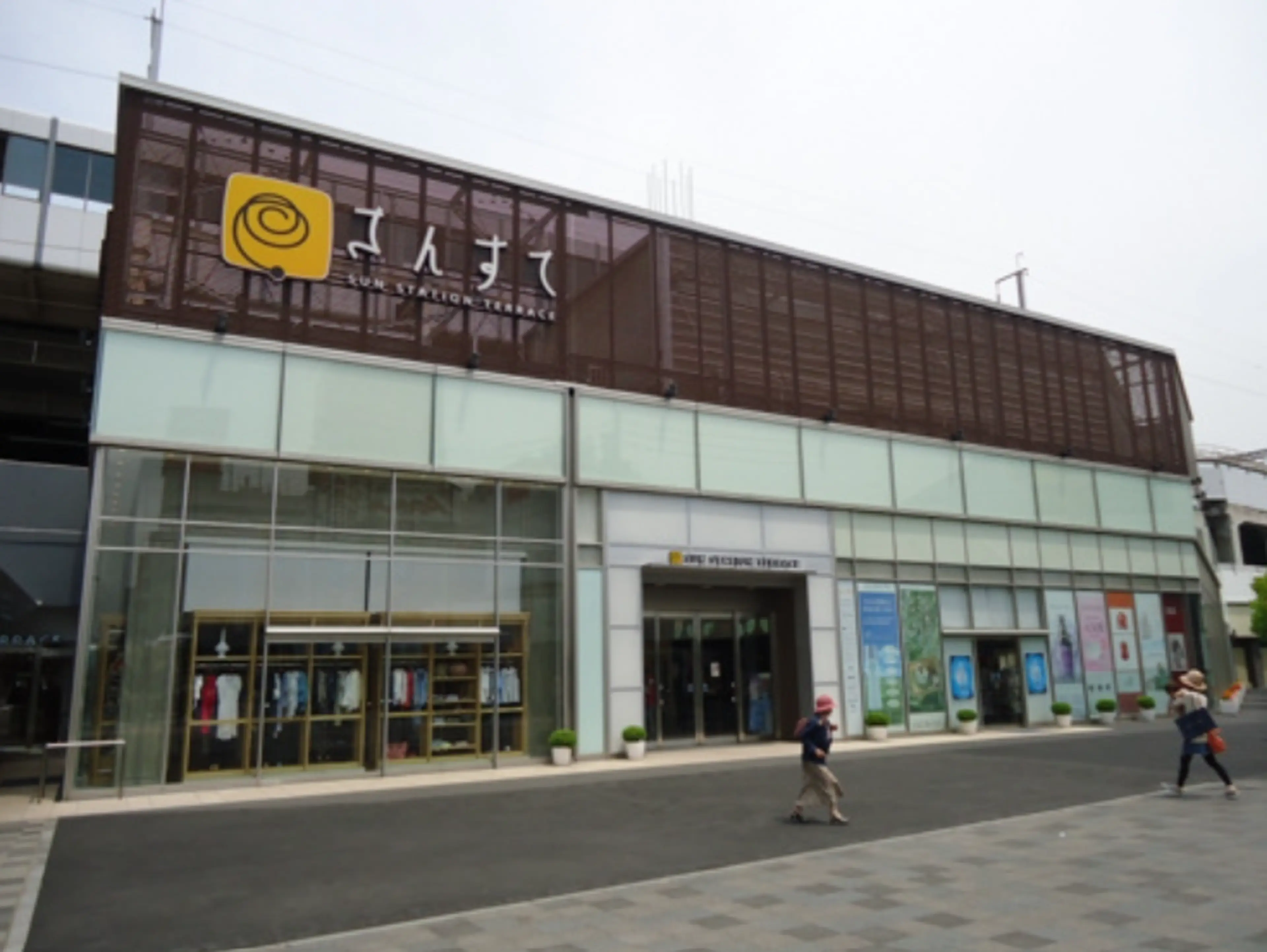 眉毛の王様    福山店の内観・外観3