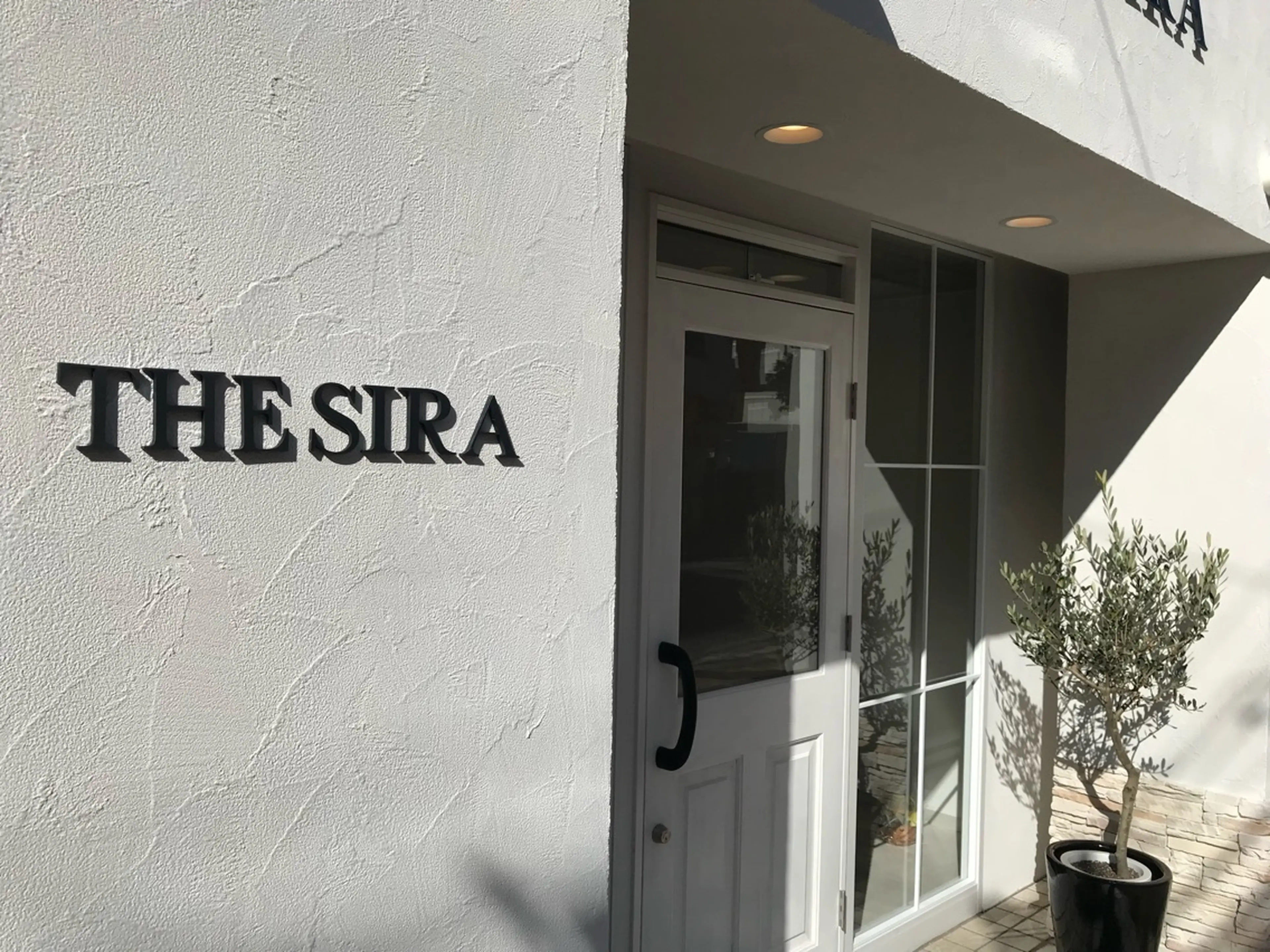 THE SIRA市川南店の内観・外観2