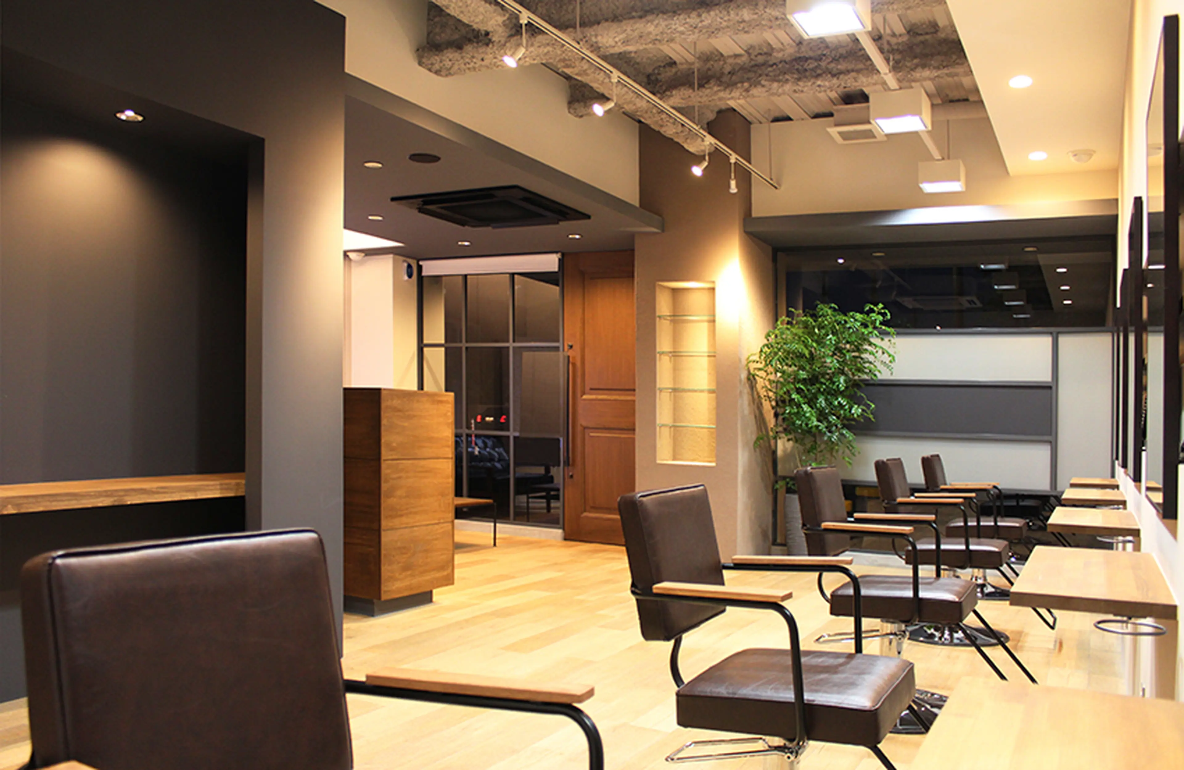 DaMの内観・外観3