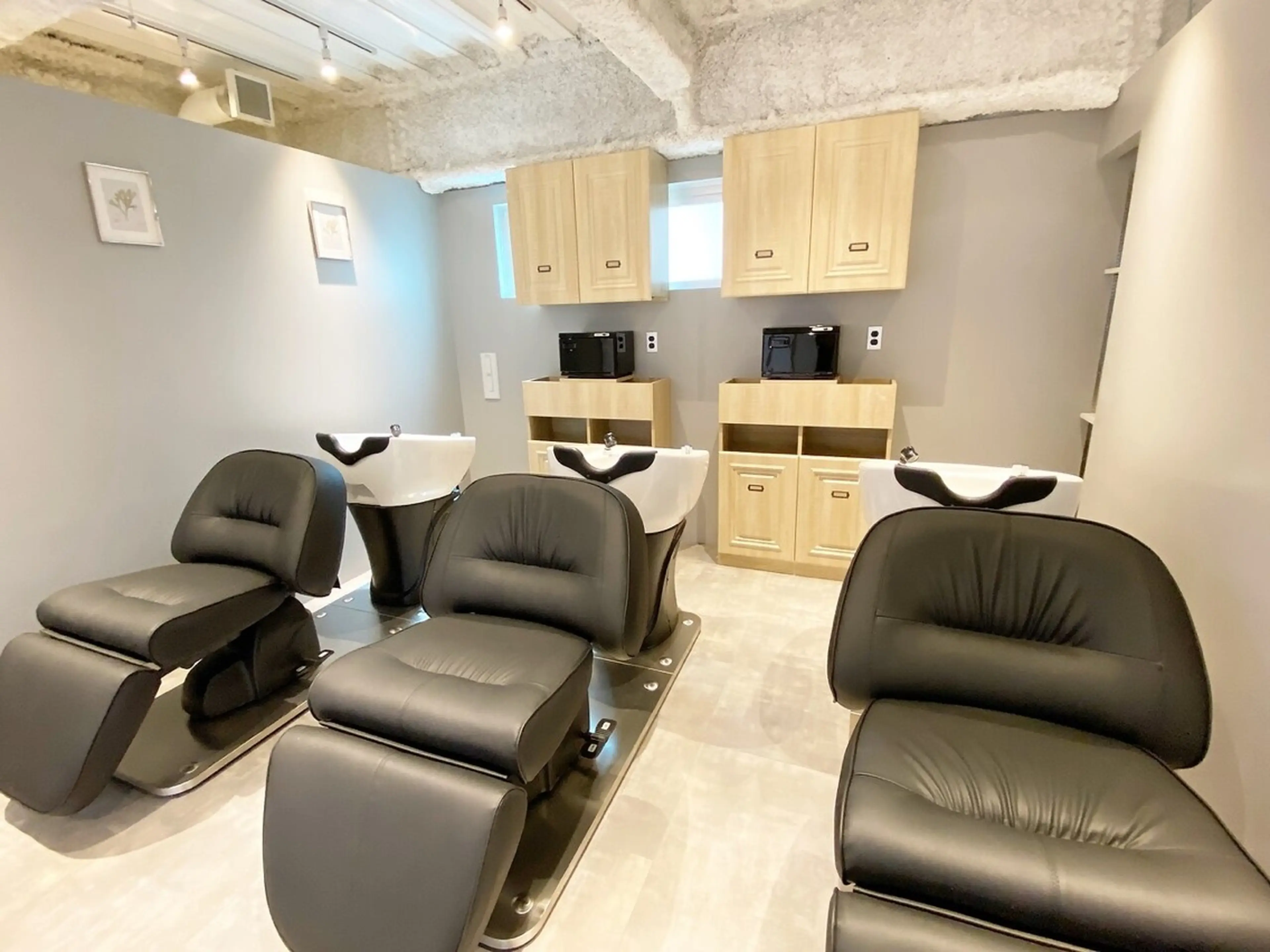 Zina 勝どき 髪質改善＆トリートメント 美容室の内観・外観2