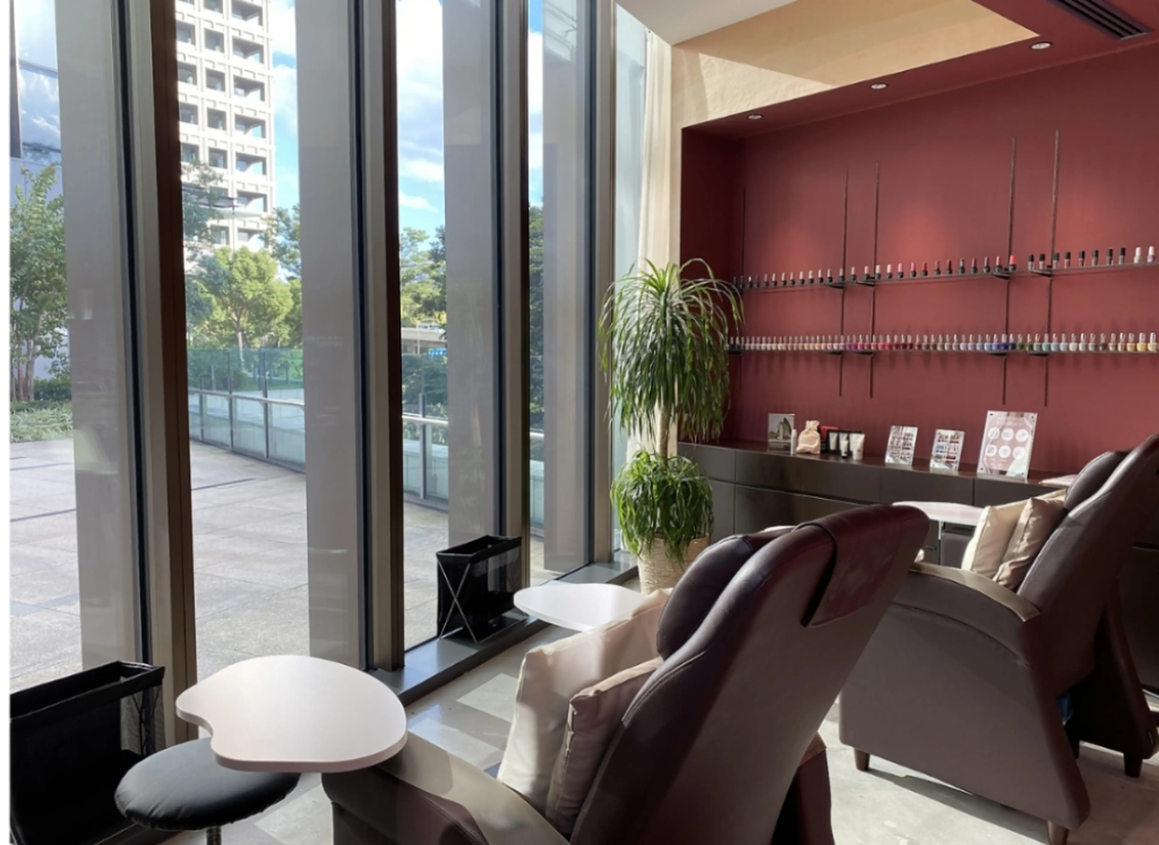 Heaka AVEDA 東京ガーデンテラス店の内観・外観2