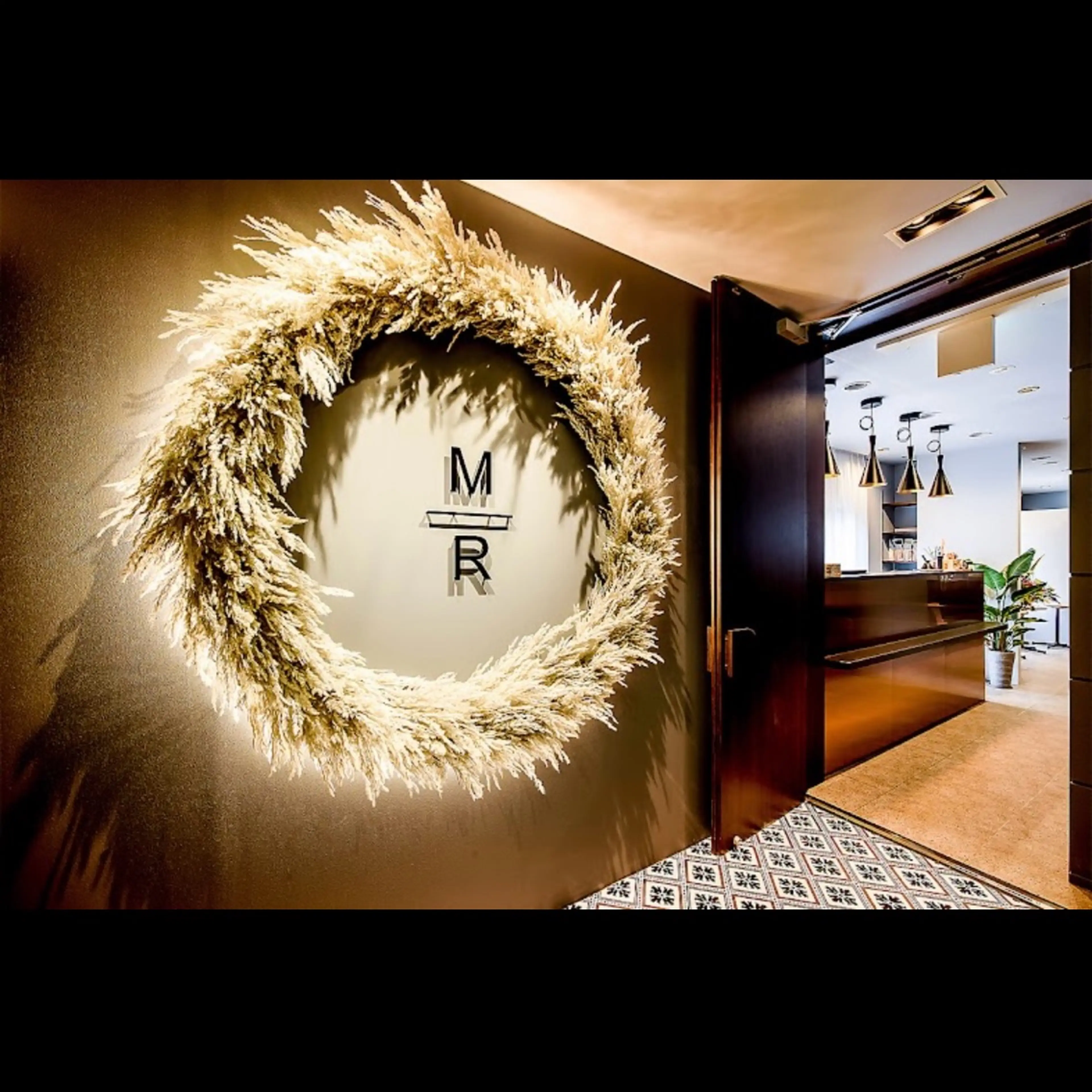 個室型美容院 MIRA RESCA栄【ミラレスカ】の内観・外観1