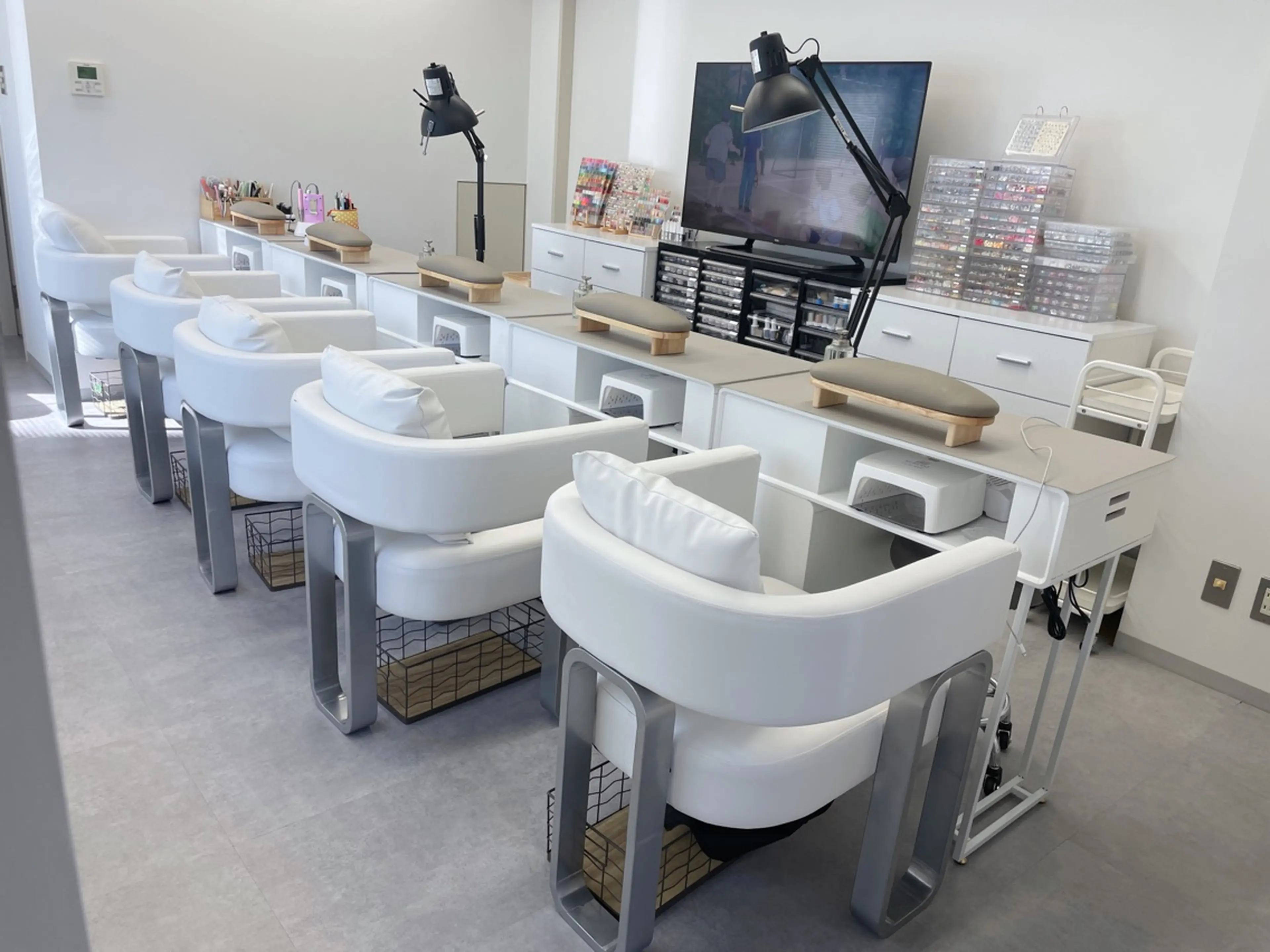 NUR NAILの内観・外観1