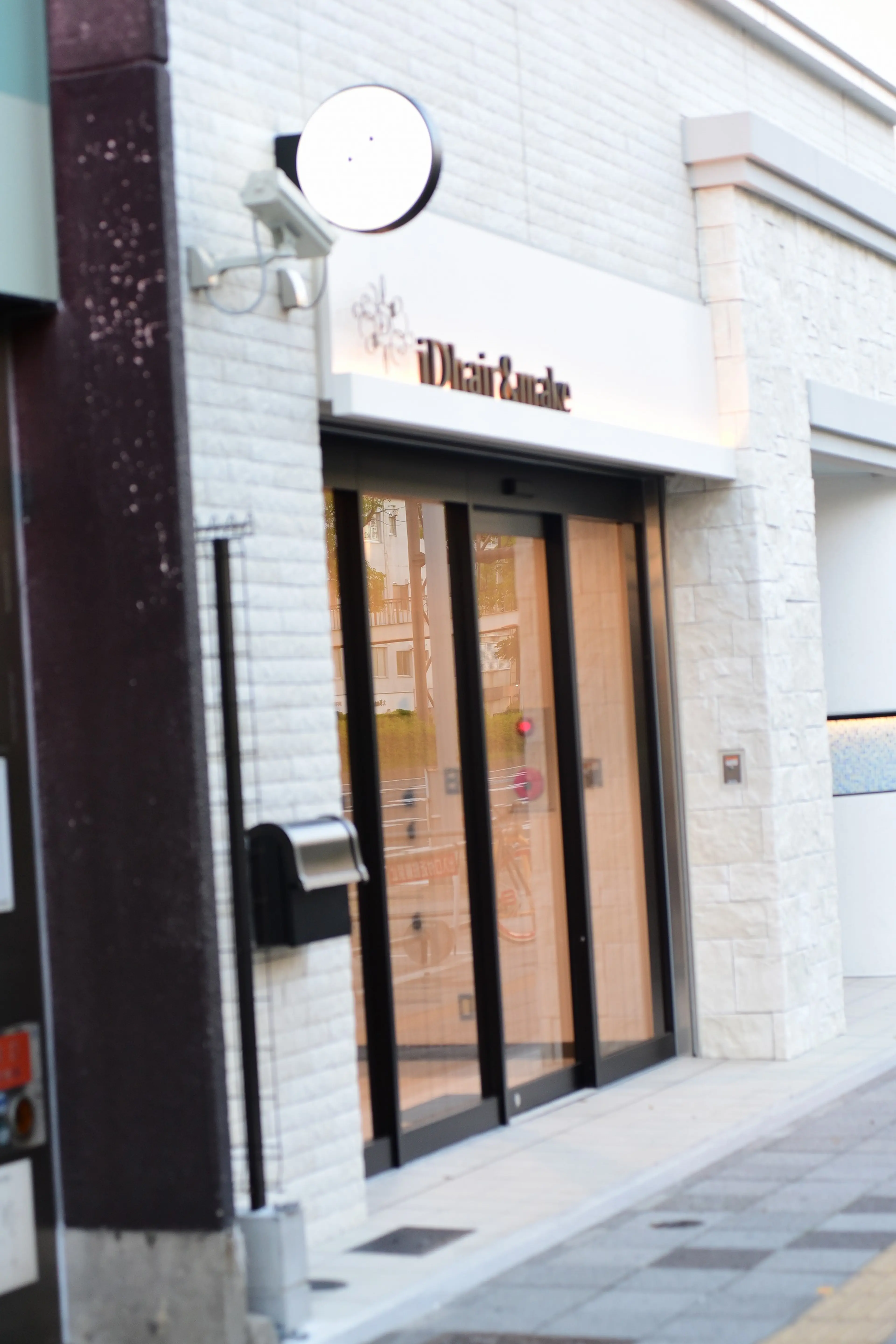 iDhair&makeの内観・外観1