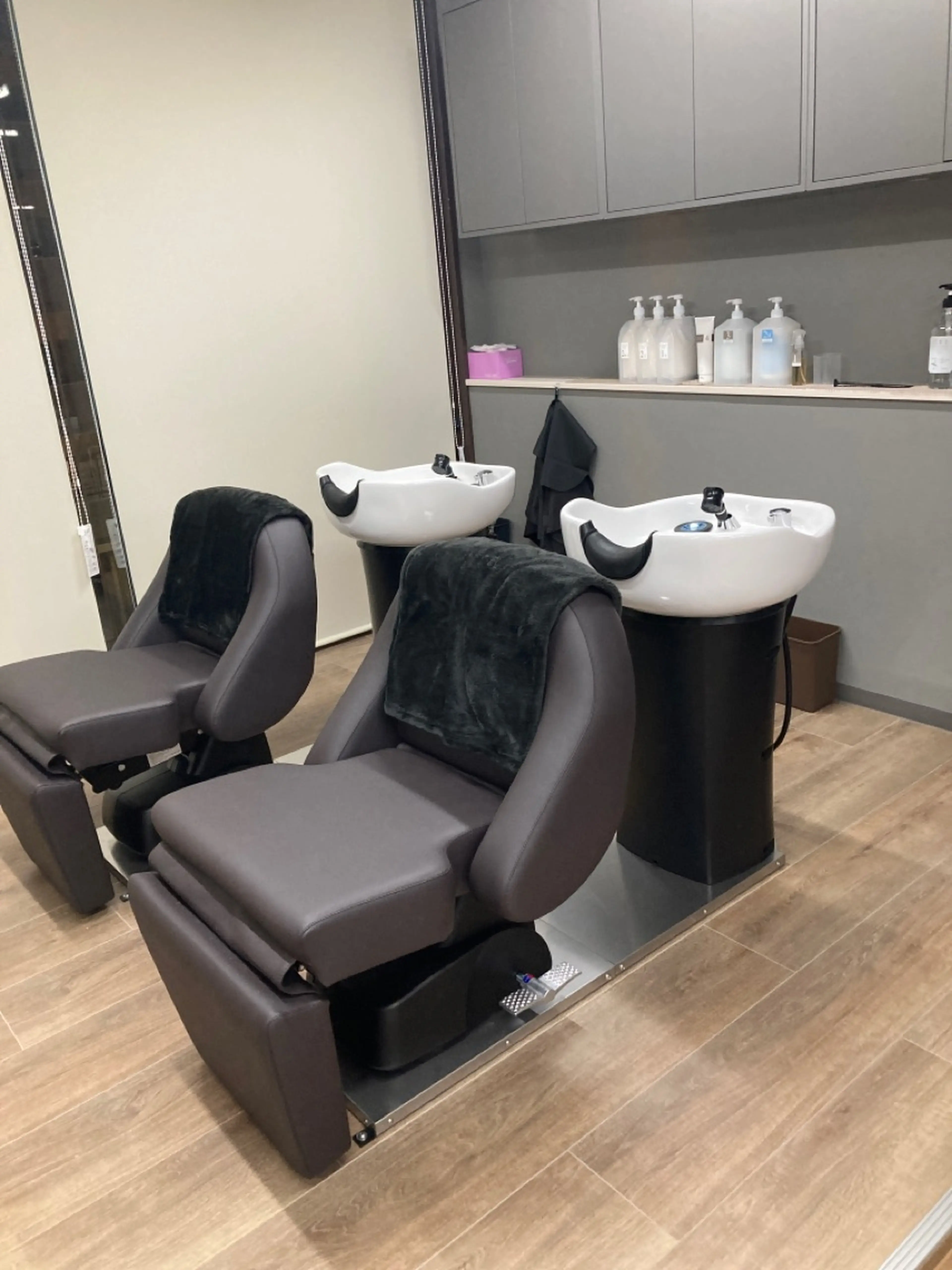 オーガニックヘアーカラー専門店colors labo久屋大通店の内観・外観2