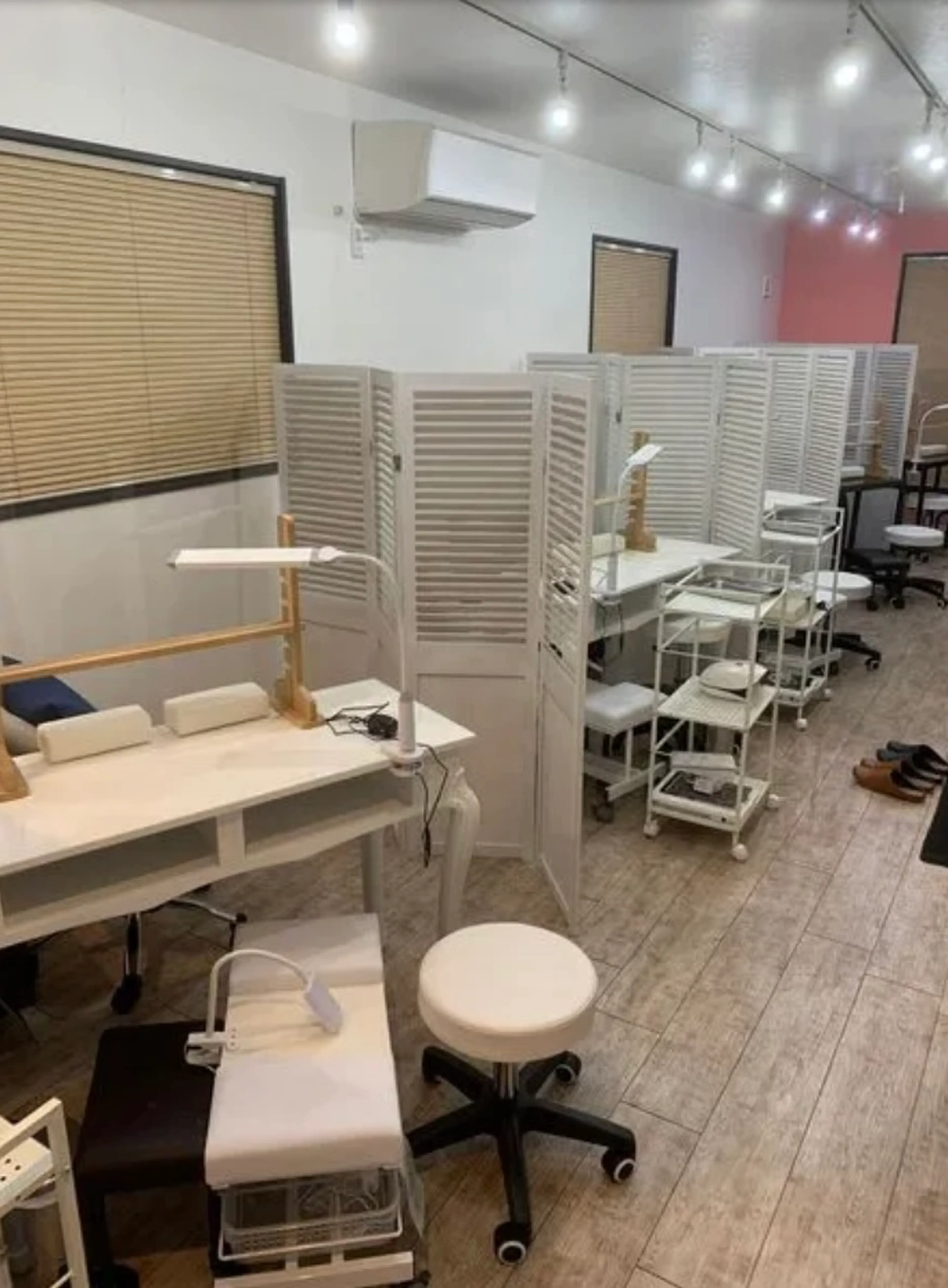 アピネイルの内観・外観1