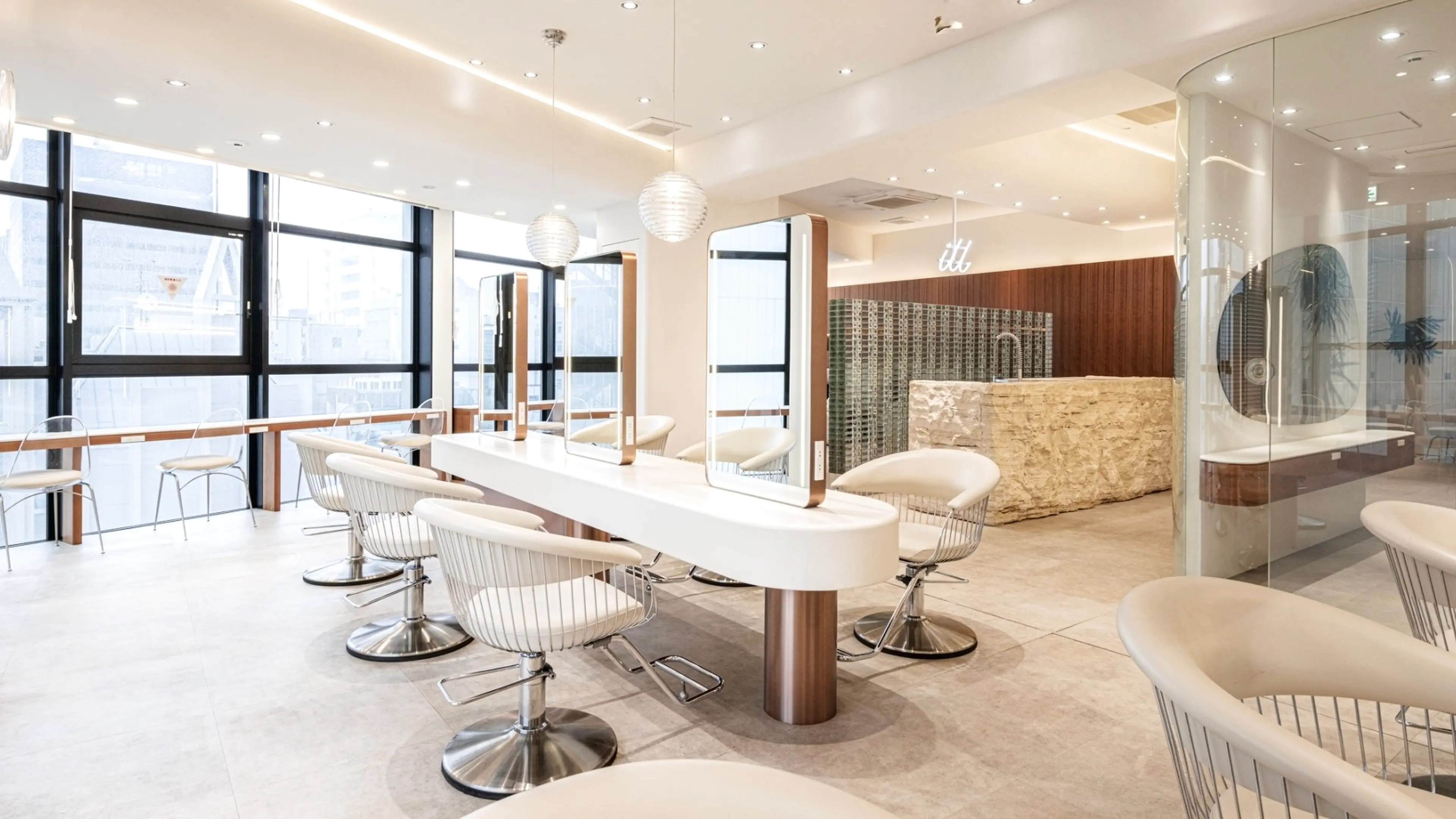 ill HAVANAの内観・外観2