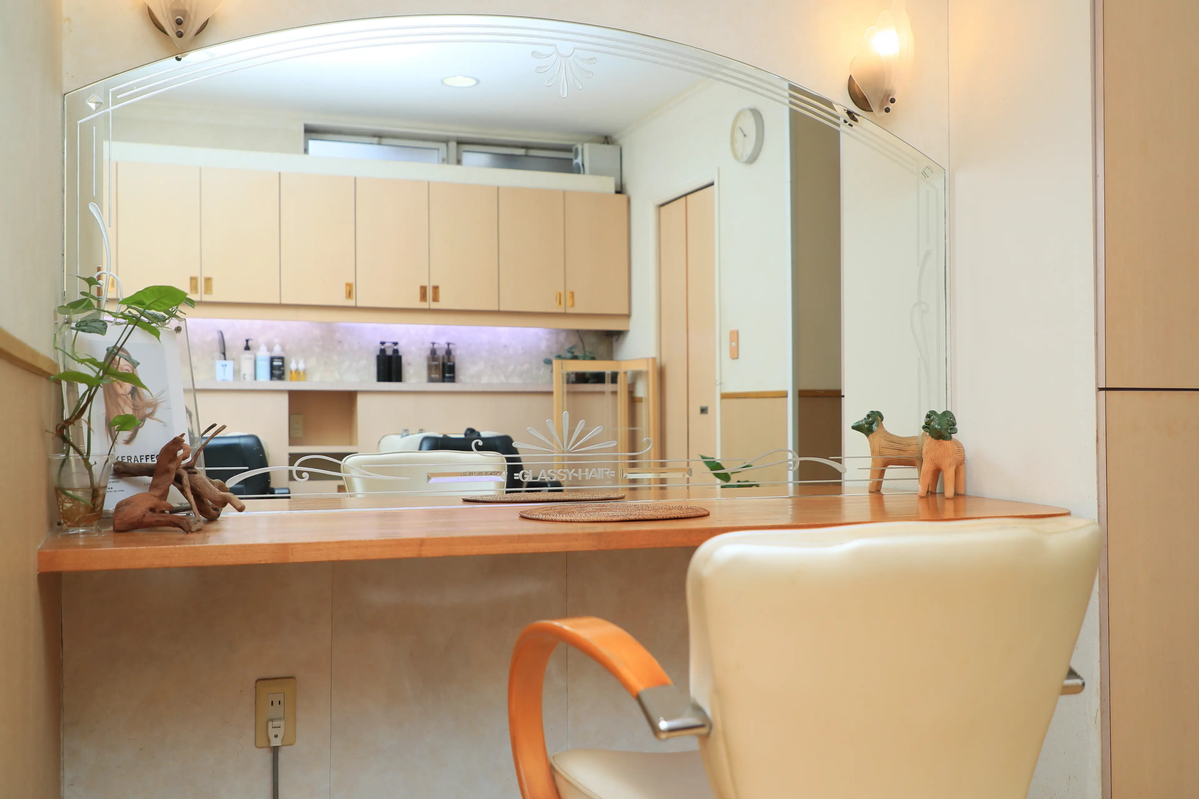 美容室グラッシーヘアーの内観・外観2