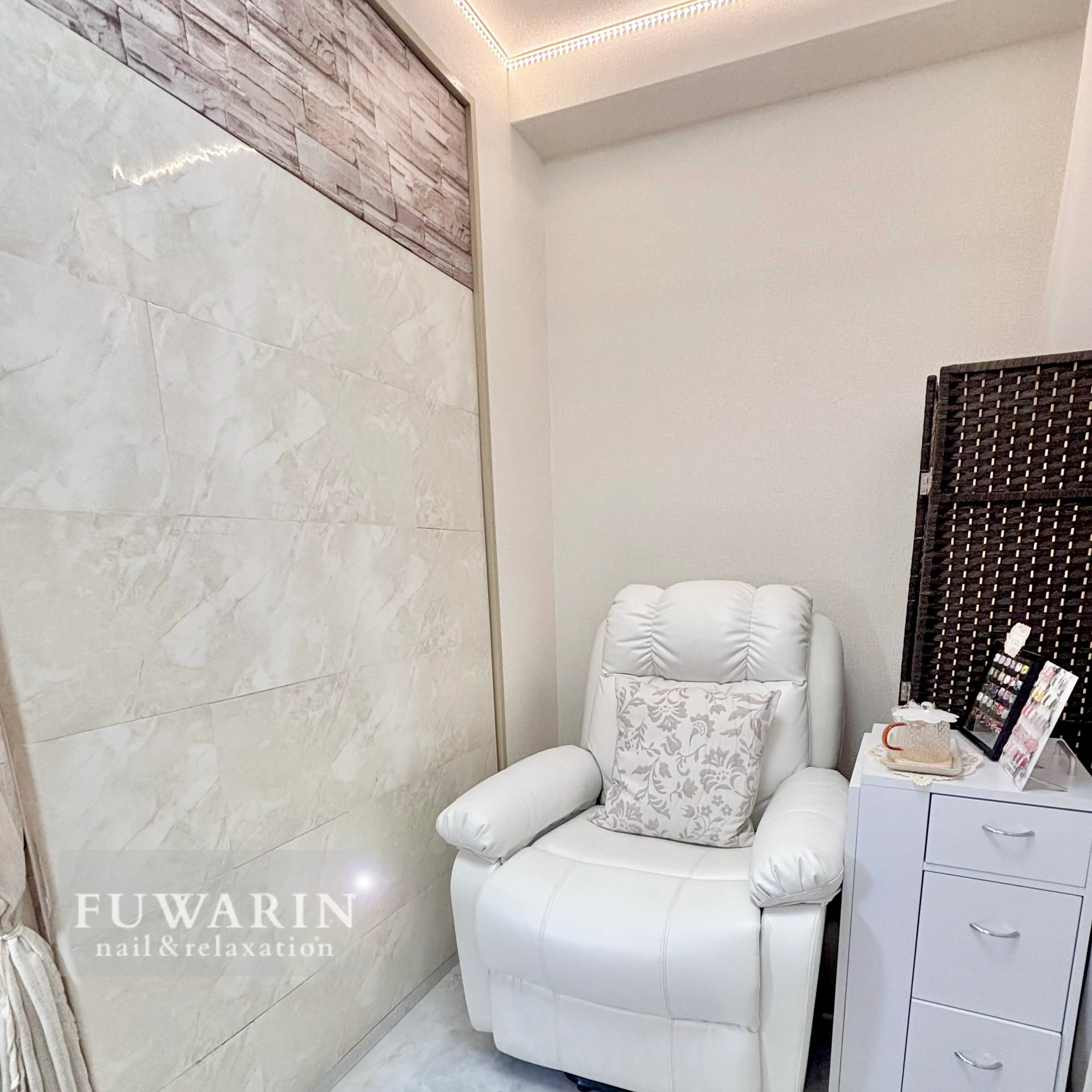 FUWARINnail＆relaxationの内観・外観2