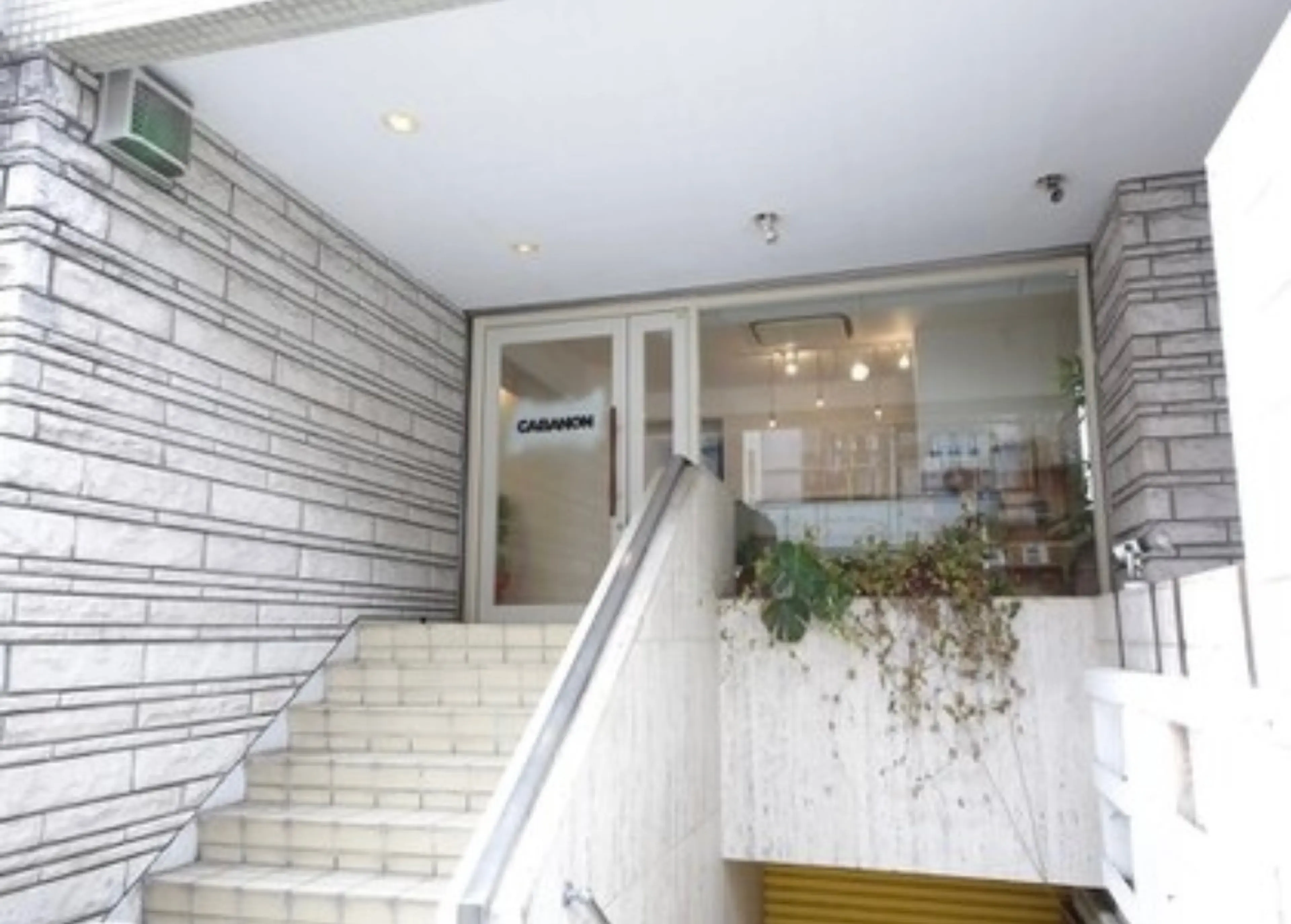 CABANONの内観・外観2