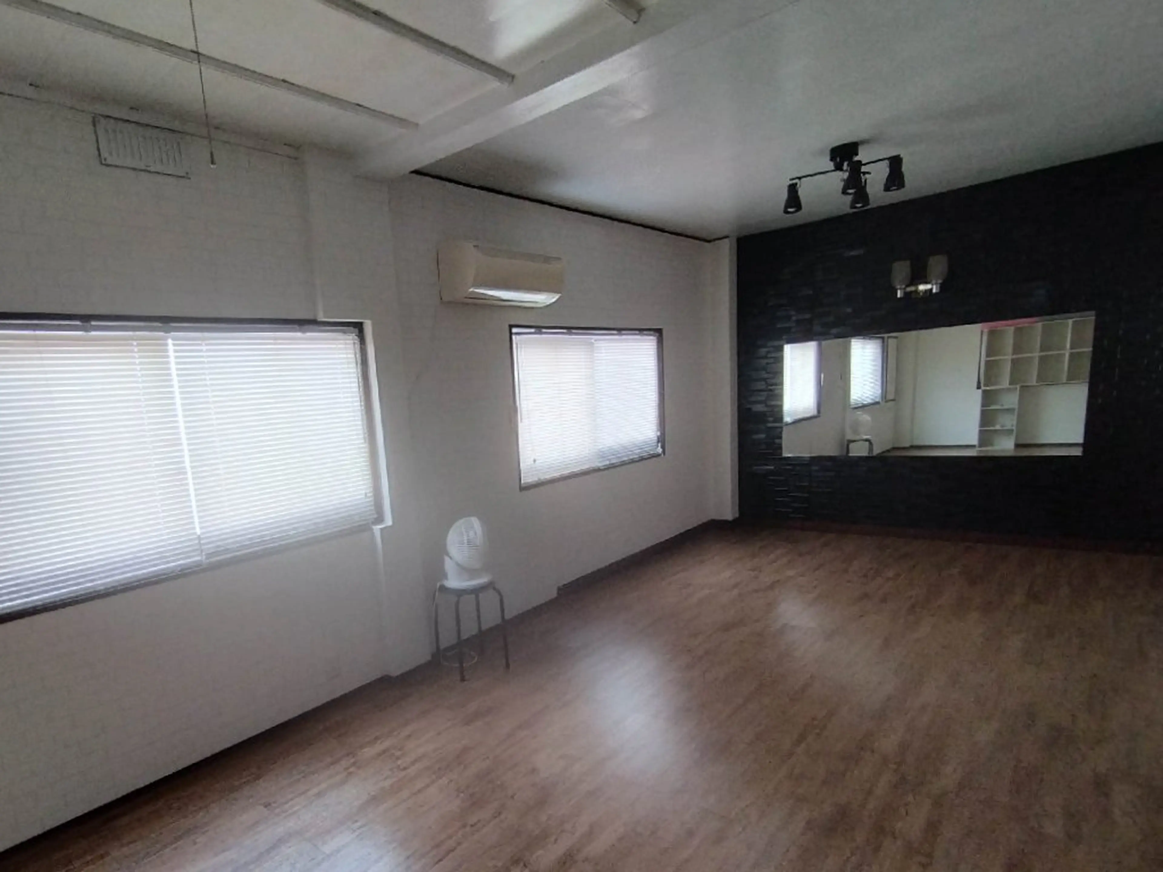 Beauty & Fitness 104の内観・外観1