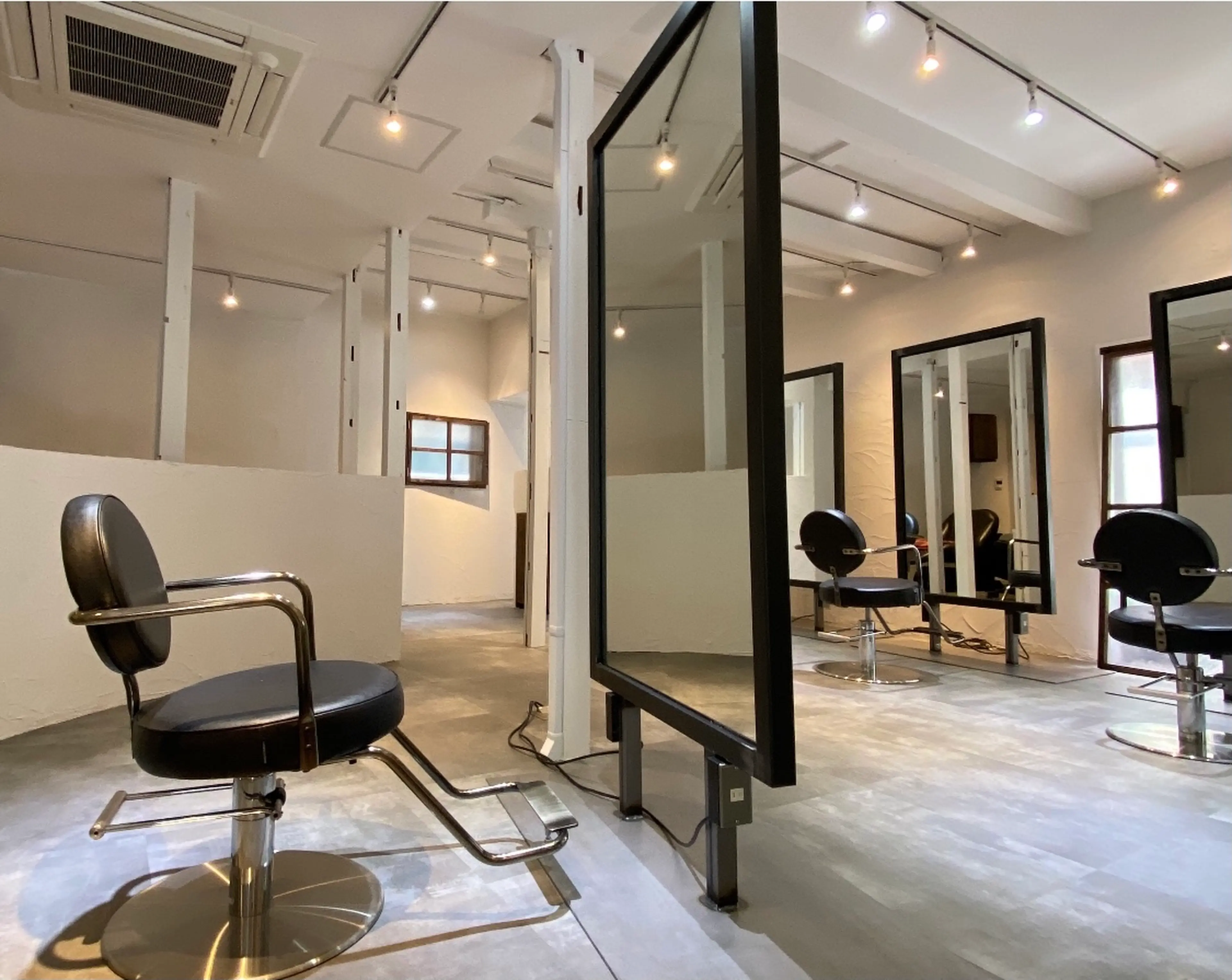 YARDの内観・外観1