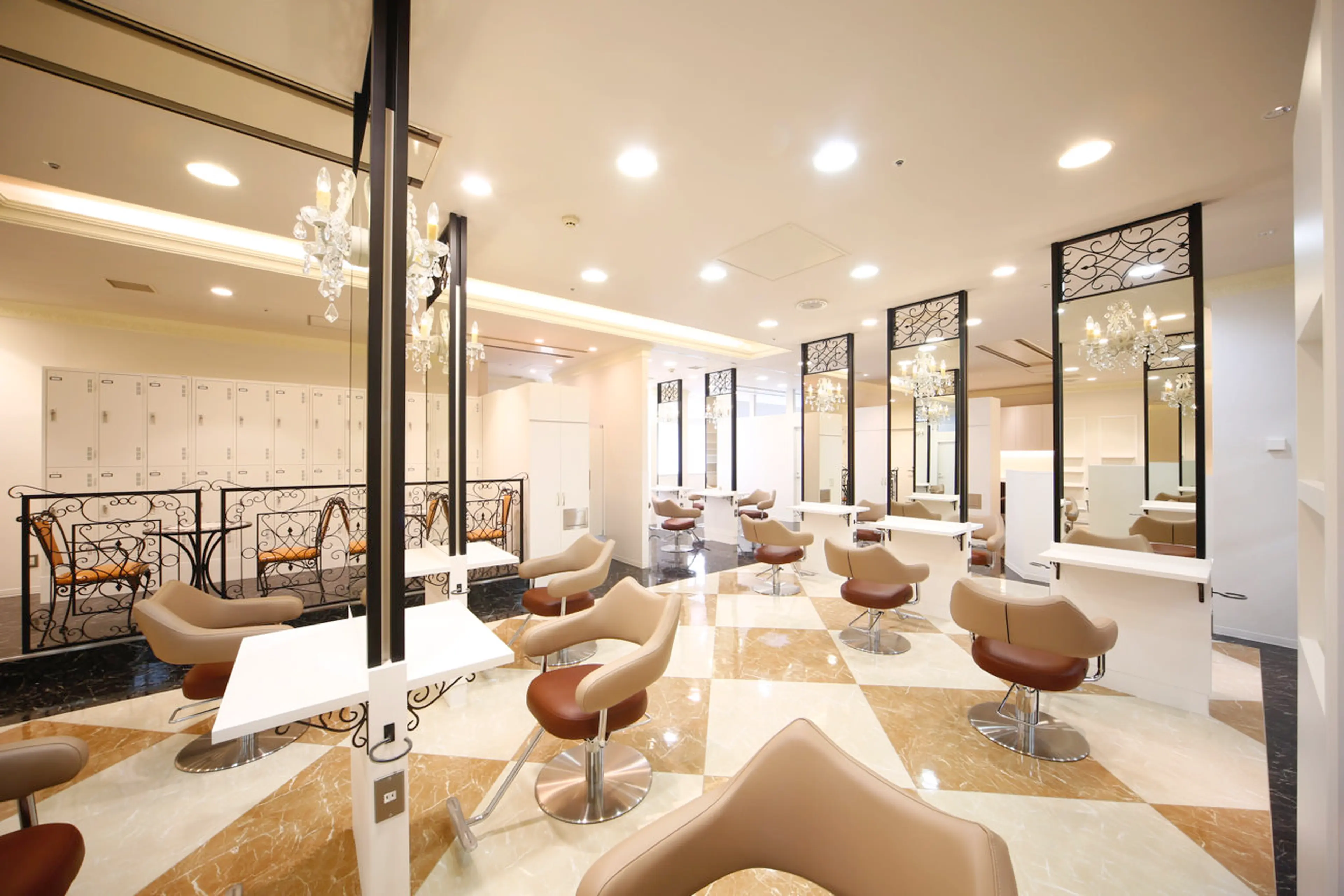 HAIR MAKE Ash 川口店の内観・外観2