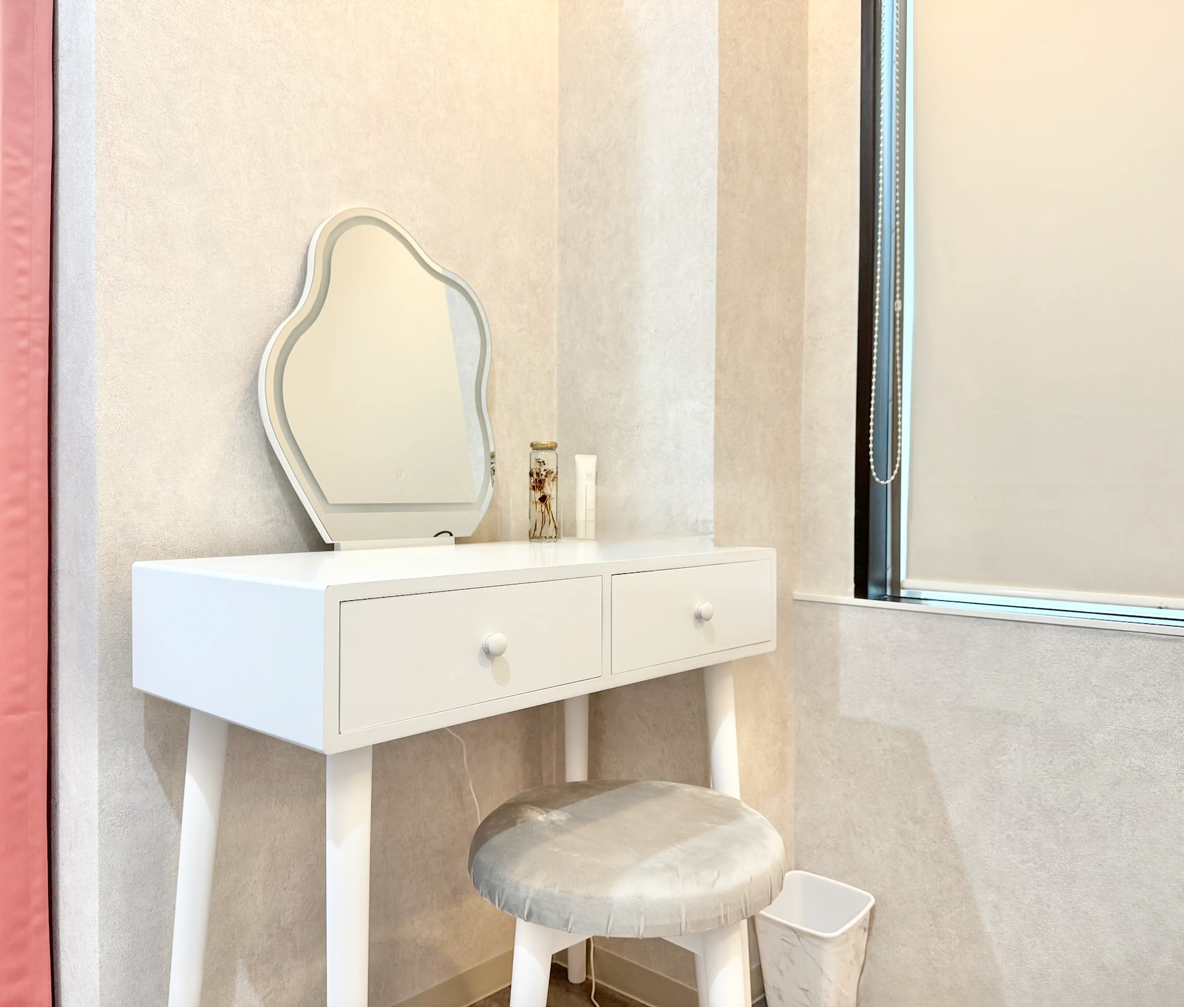 小顔矯正サロン　vivie【ヴィヴィー】の内観・外観3