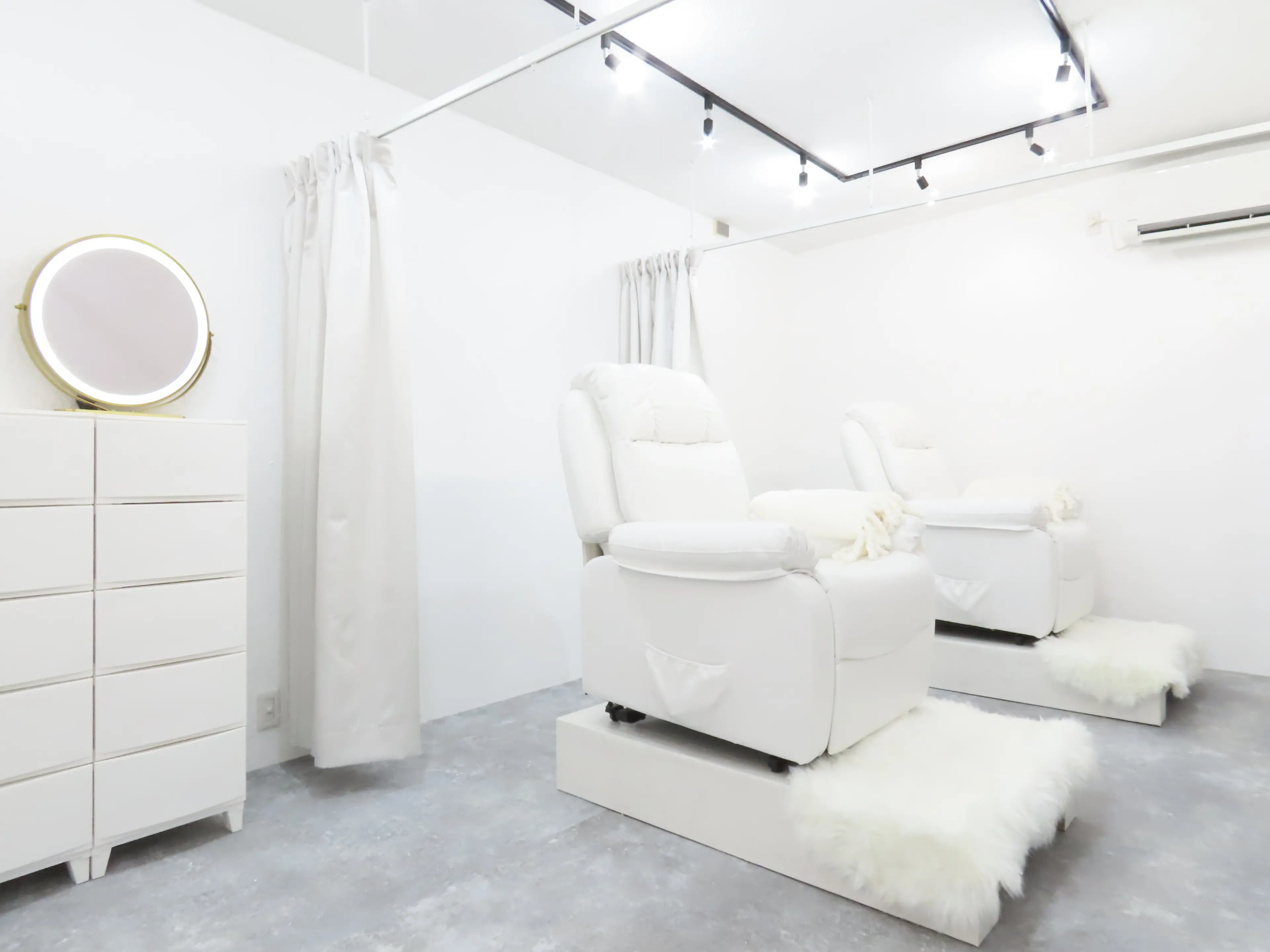 INFINIC 外苑前店の内観・外観3