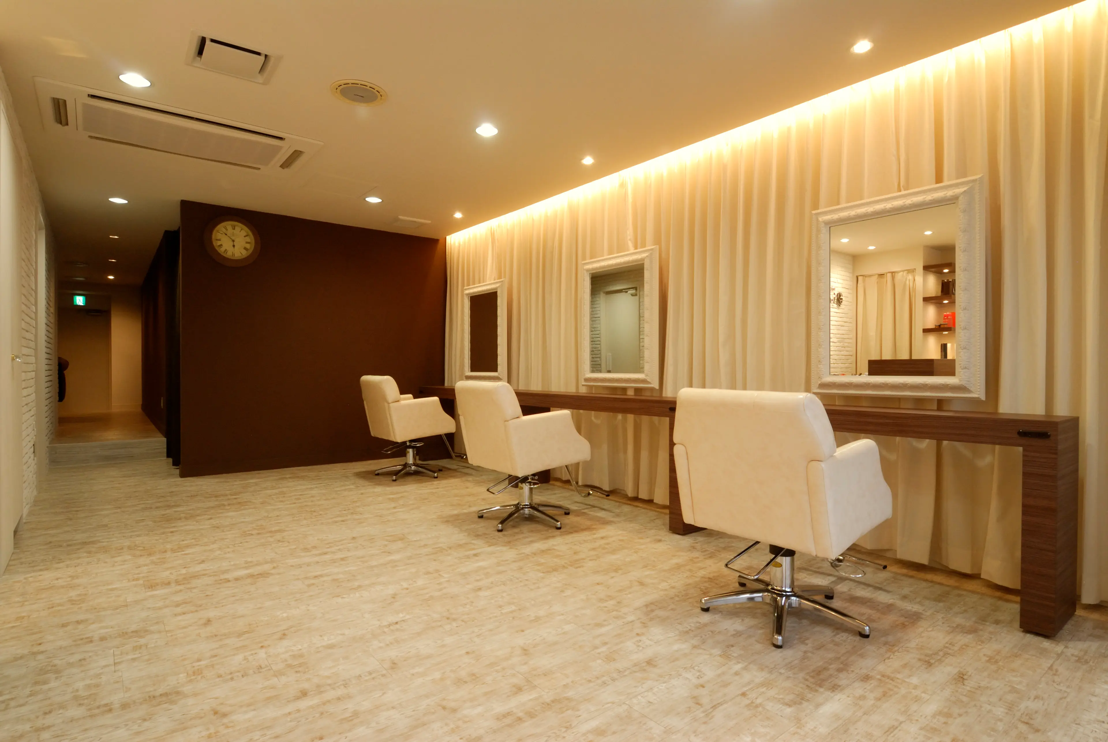 hair design space i.chi.eの内観・外観3