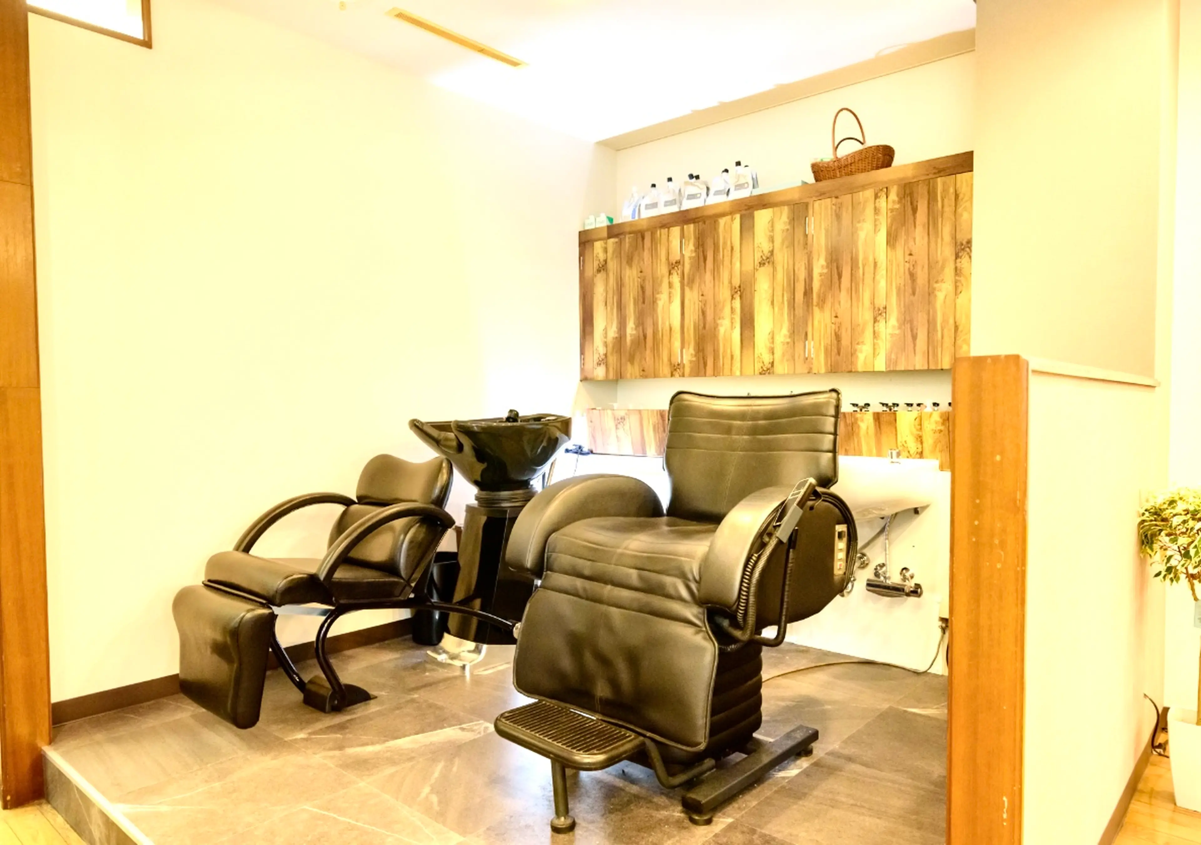 geneの内観・外観1