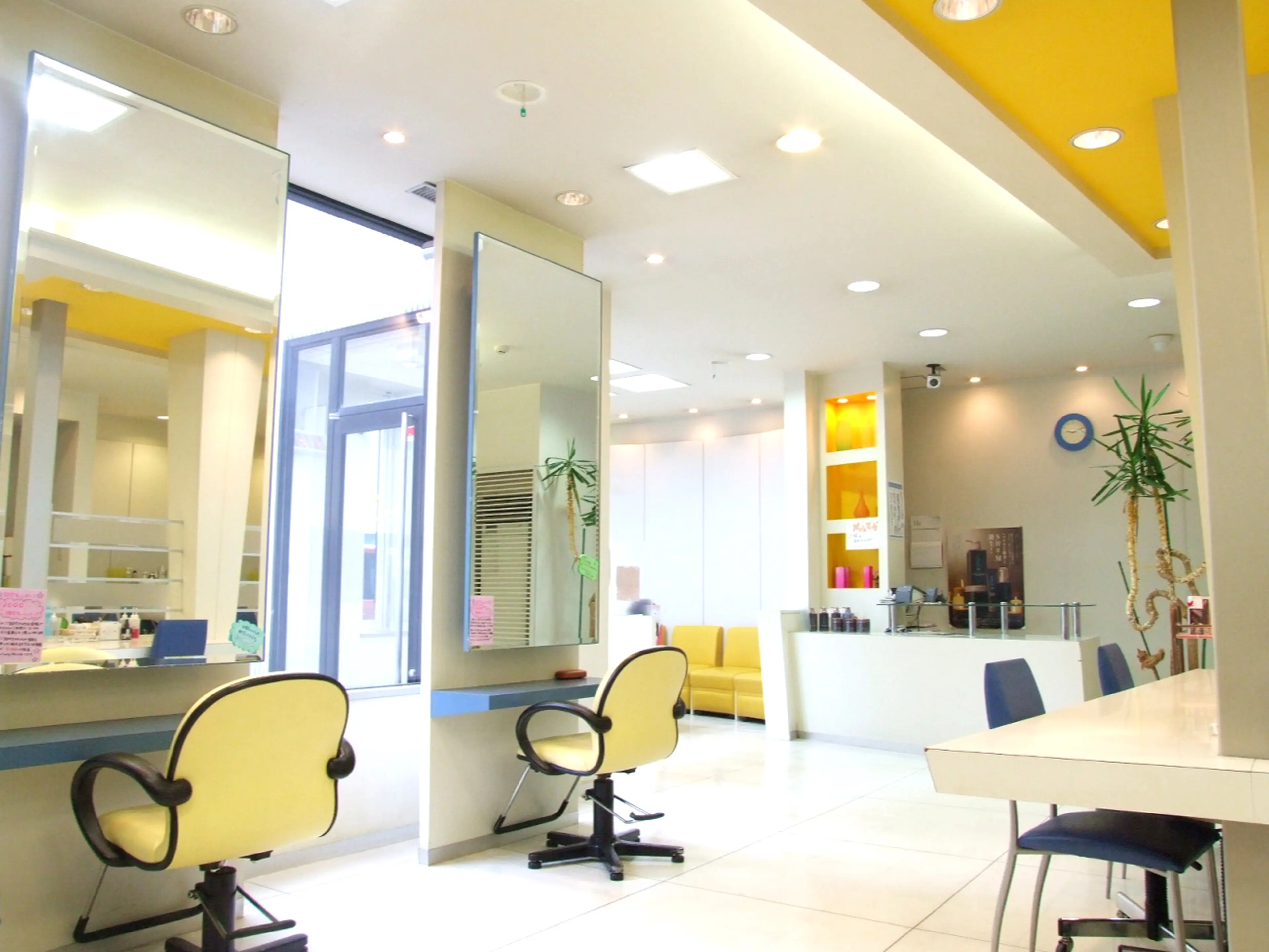 hair place CLEAR LINE栄町店の内観・外観1