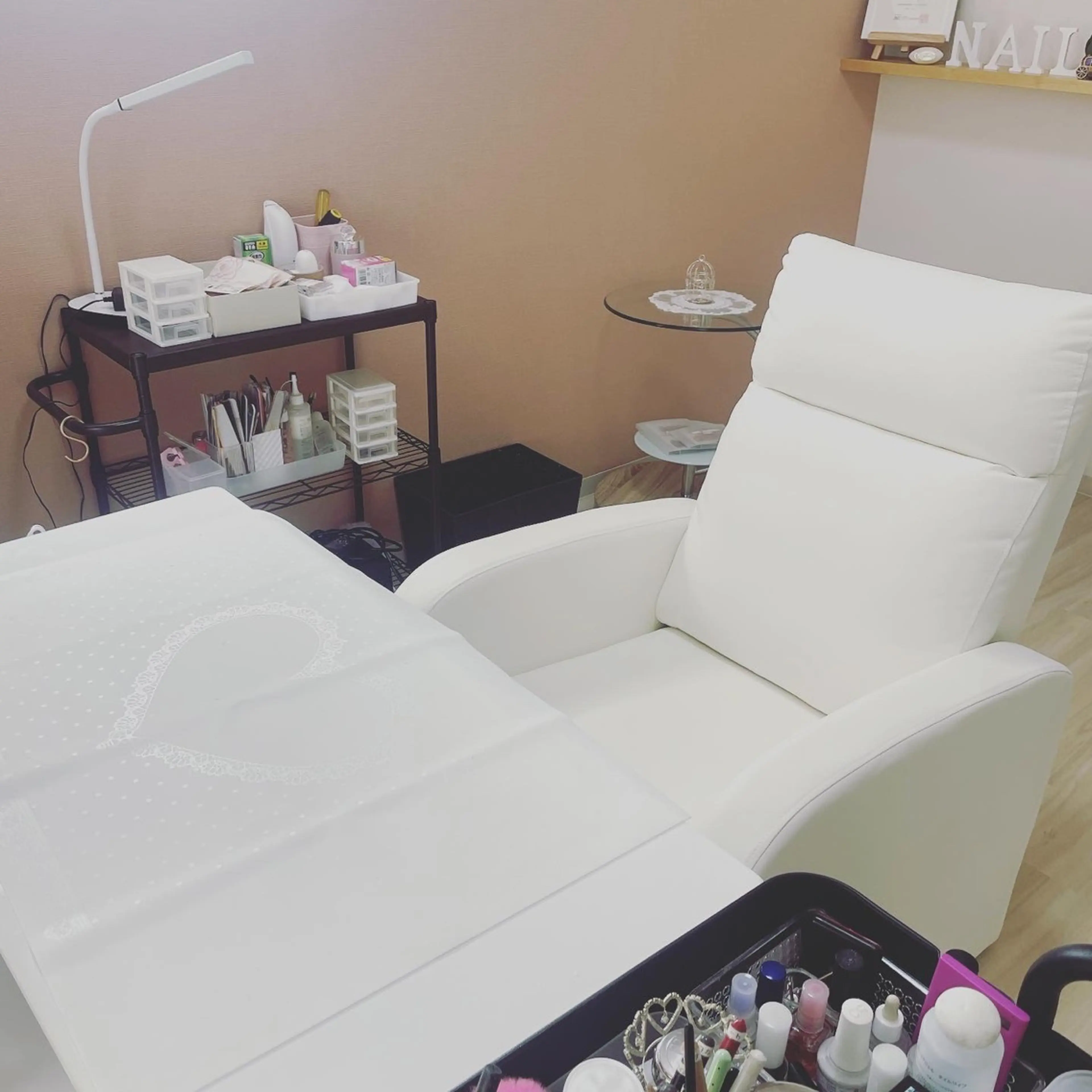 Nail Salon    Amourの内観・外観2