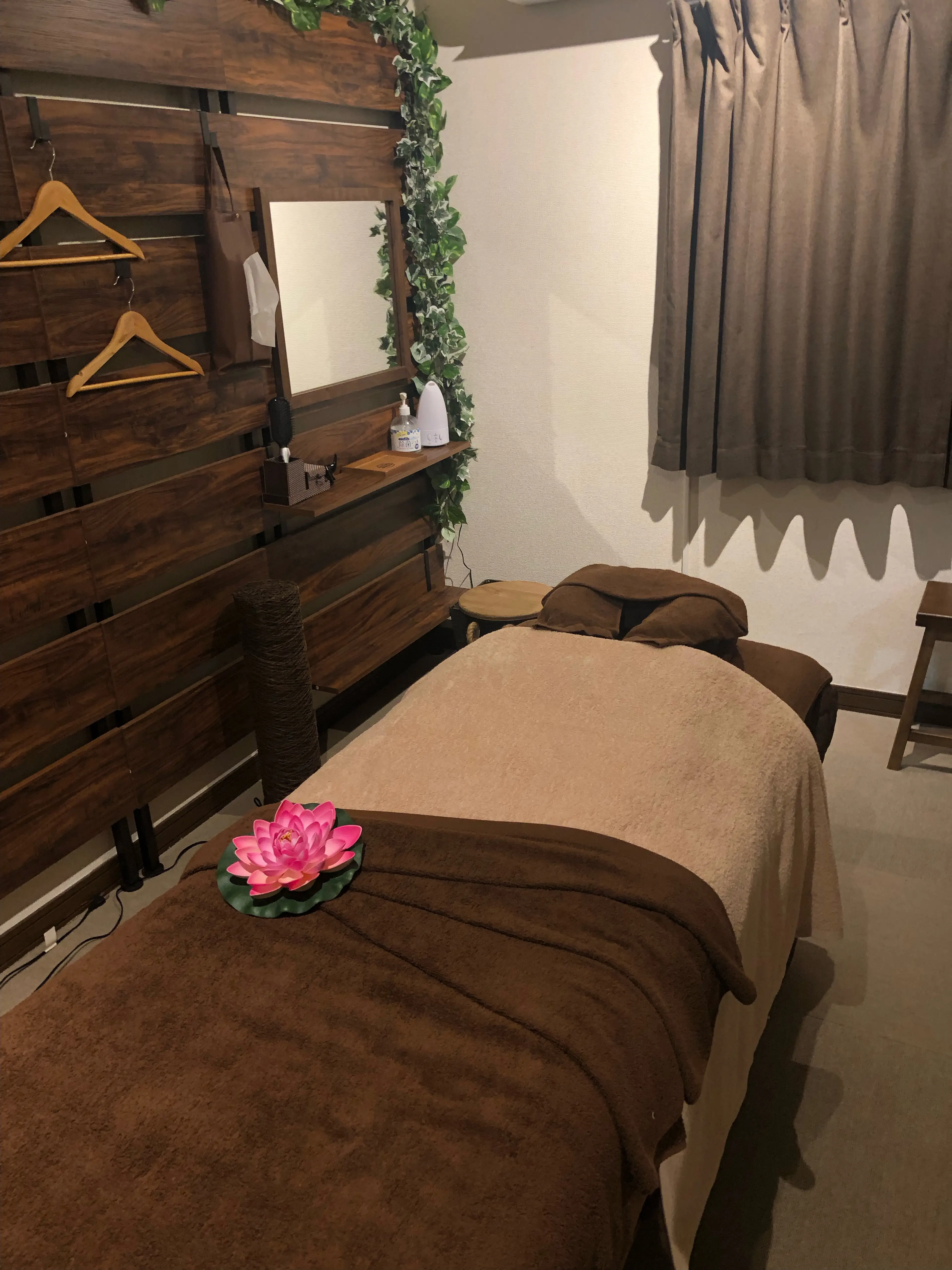 エステ＆よもぎ蒸し　トータルリラクゼーションサロン　Bijouの内観・外観1