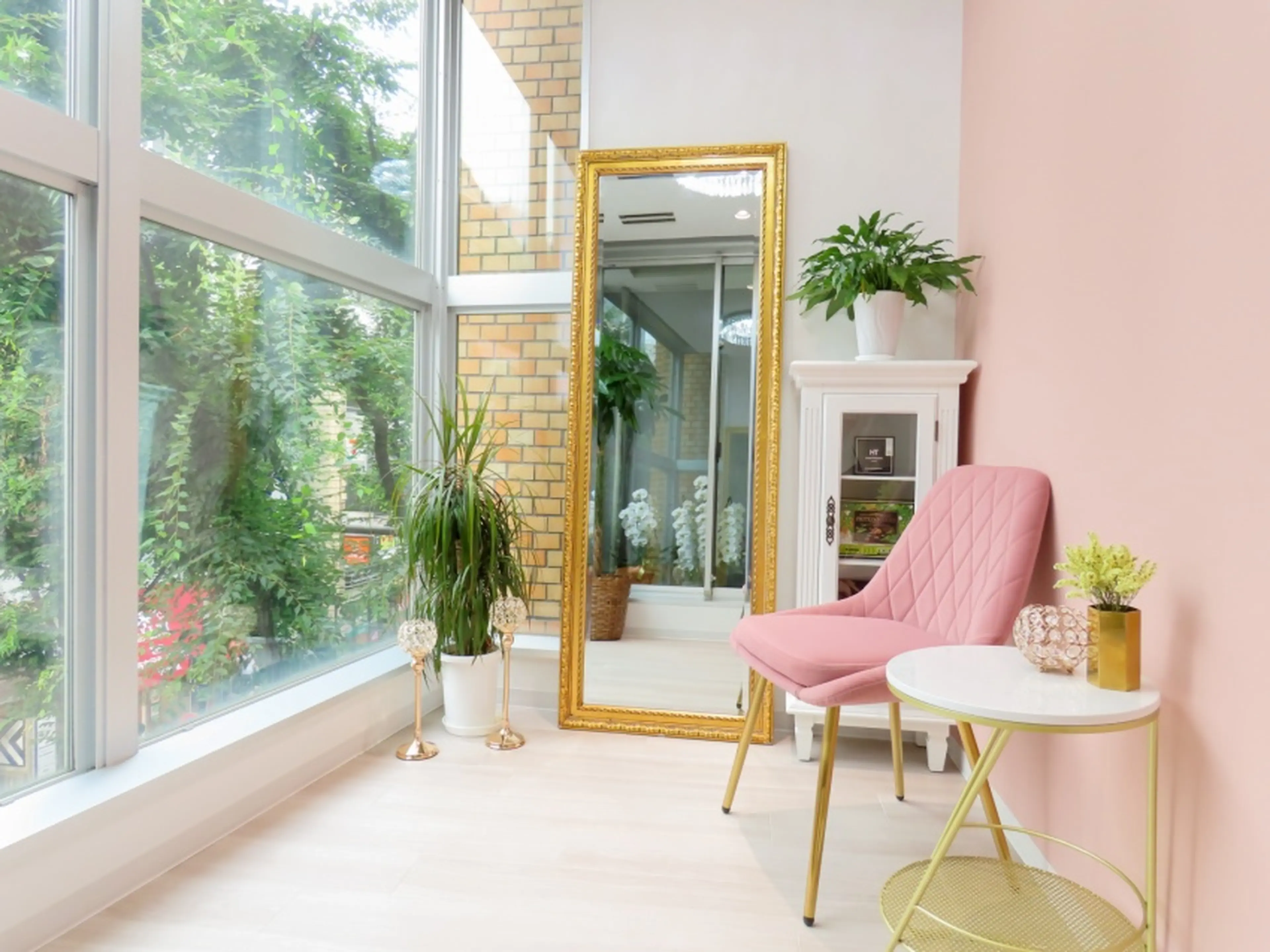 痩身・美肌・小顔メールアンテリュール神楽坂店の内観・外観1